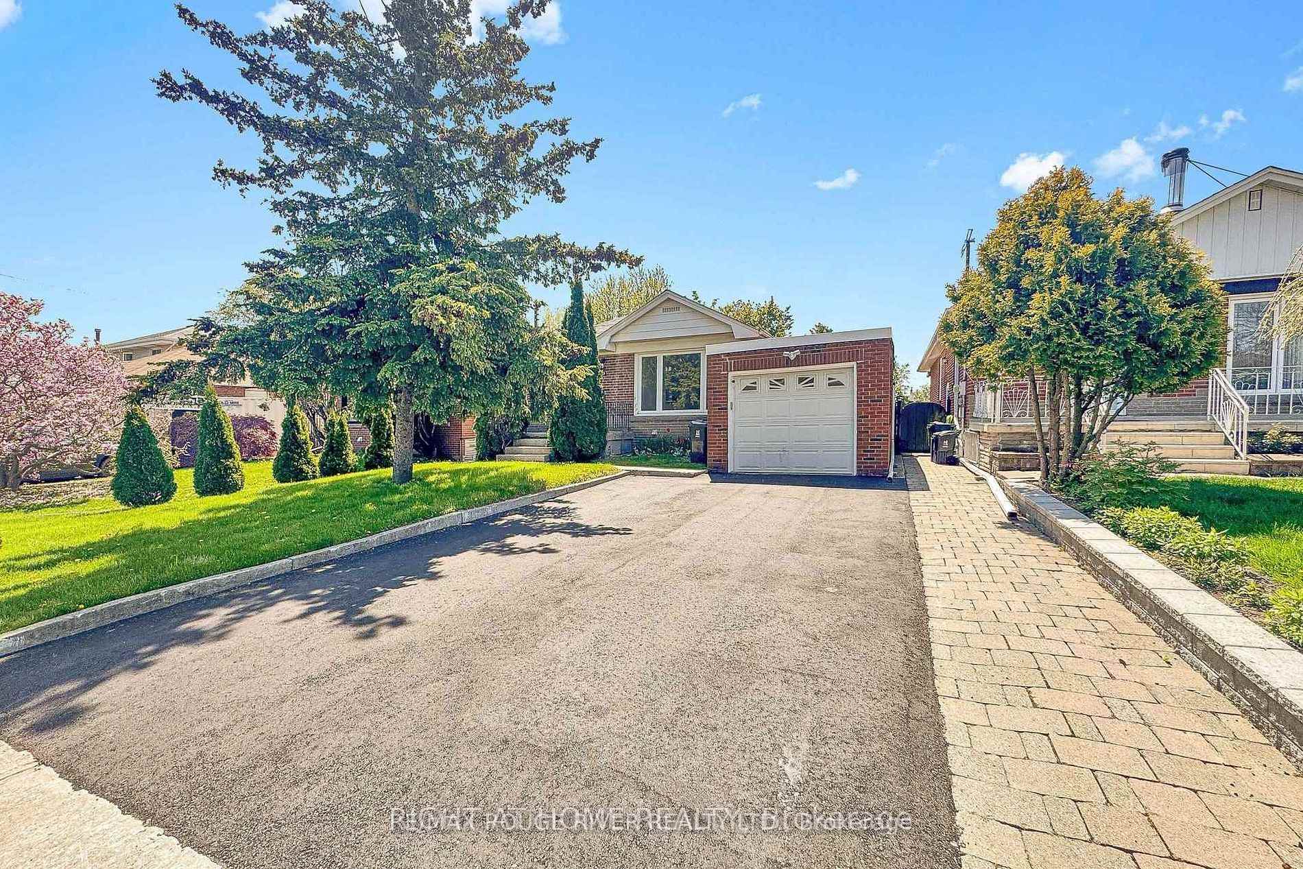 Photo 2 of Unit Basement, 22 Lingarde Drive, Scarborough, Wexford-Maryvale — HOMEH