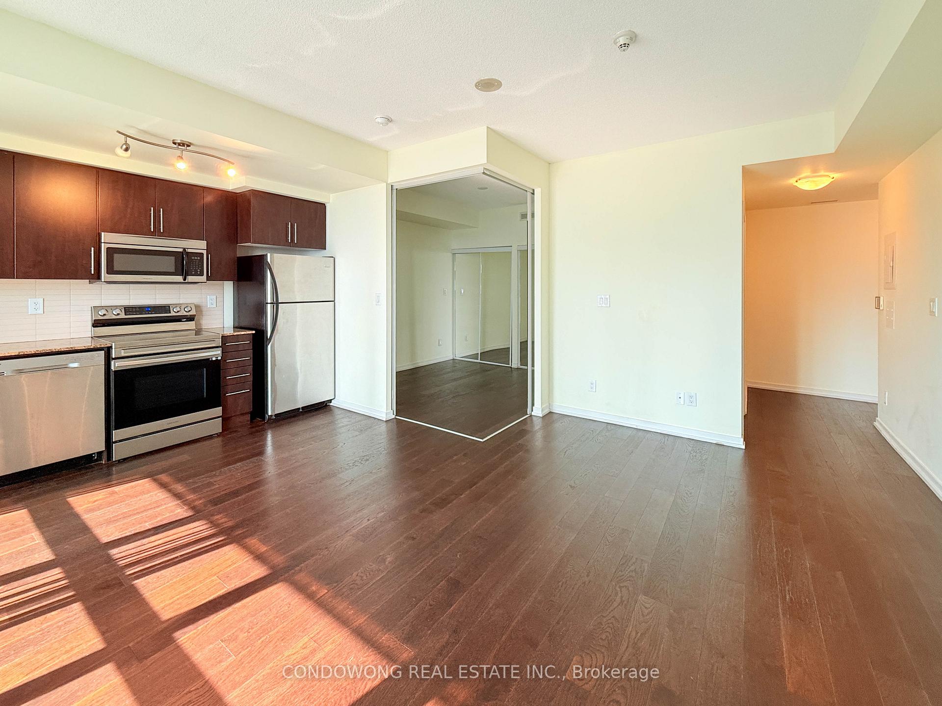 Photo of Unit 2611, 55 Bremner Boulevard
