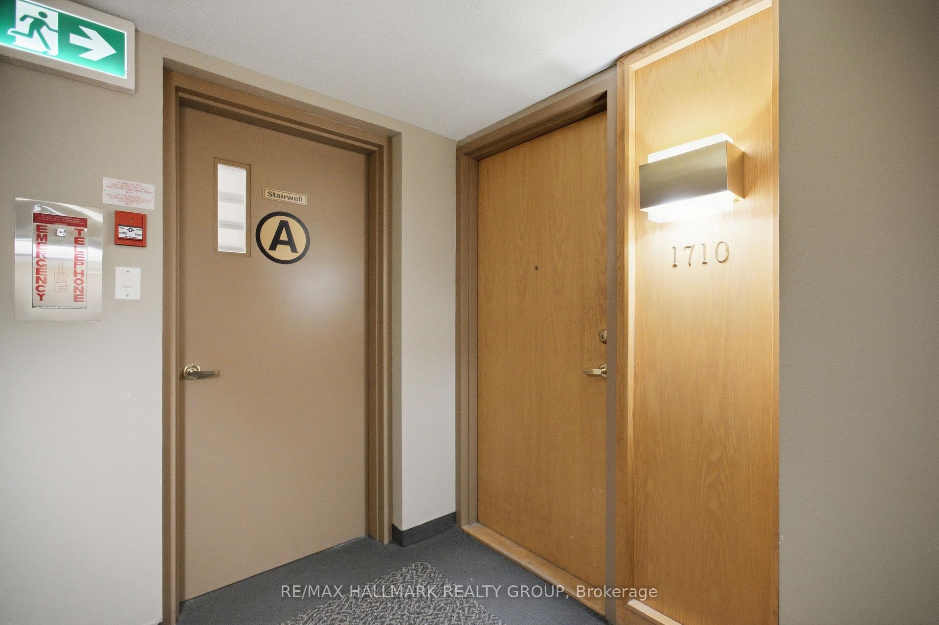 Photo 4 of Unit 1710, 2760 Carousel Crescent, Ottawa, Emerald Woods/Sawmill Creek — HOMEH