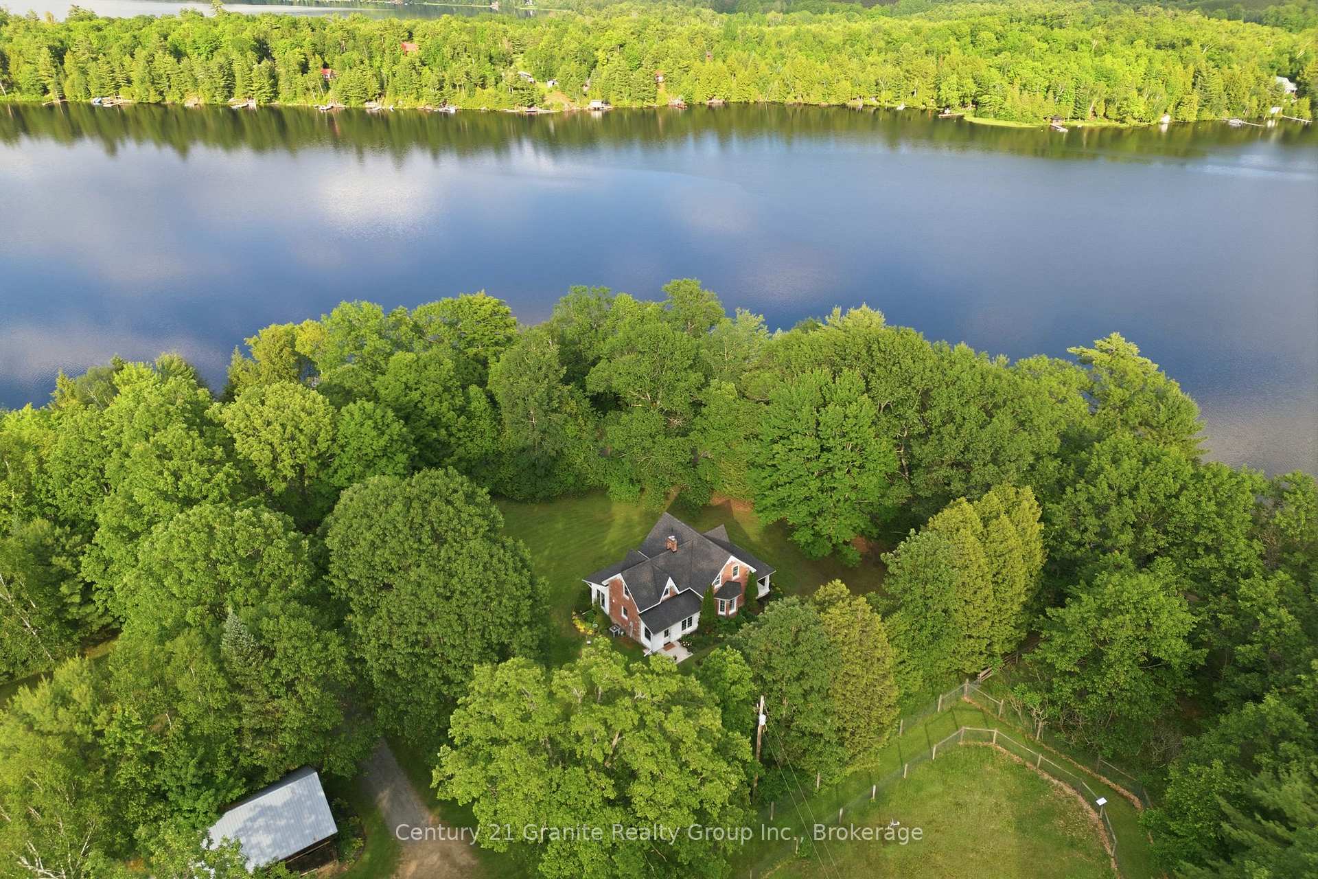 Photo of 1515 North Shore Road