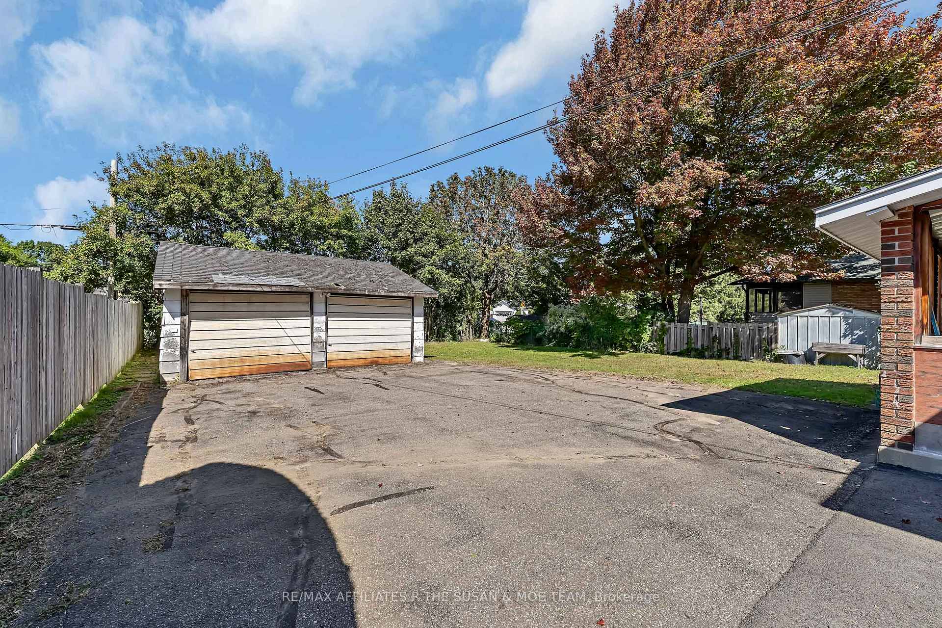 Photo 38 of 131 Oakridge Boulevard, Ottawa, Meadowlands/Crestview — HOMEH