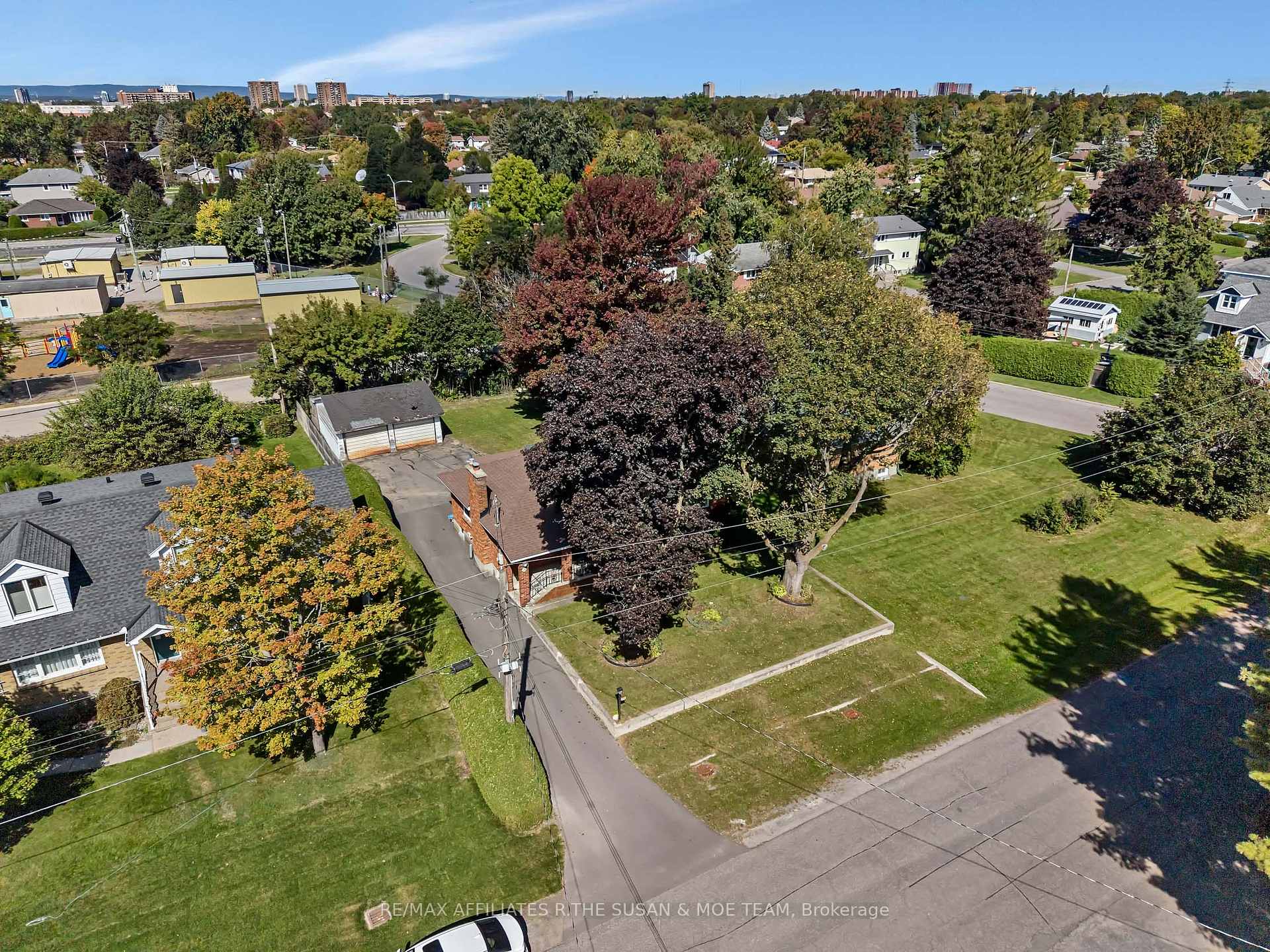 Photo 42 of 131 Oakridge Boulevard, Ottawa, Meadowlands/Crestview — HOMEH