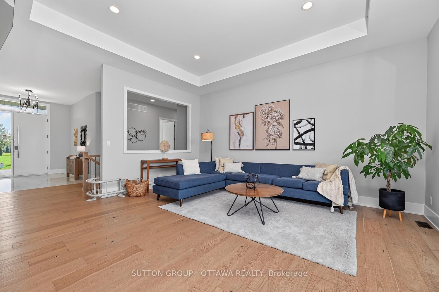 Photo 7 of 7095 Still Meadow Way, Ottawa, Greely — HOMEH