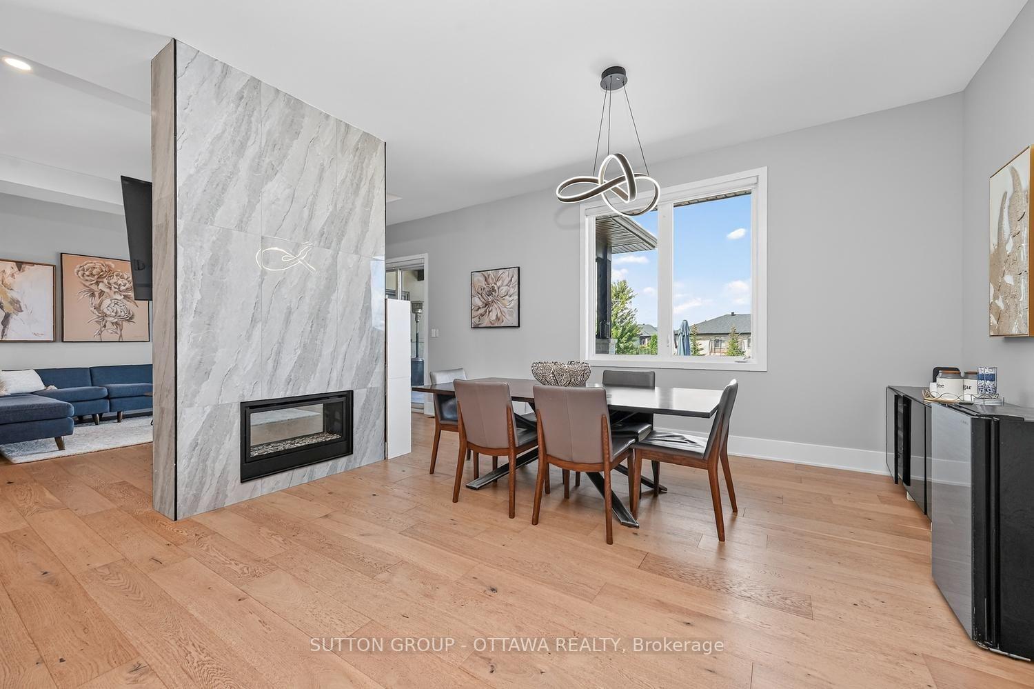 Photo 12 of 7095 Still Meadow Way, Ottawa, Greely — HOMEH