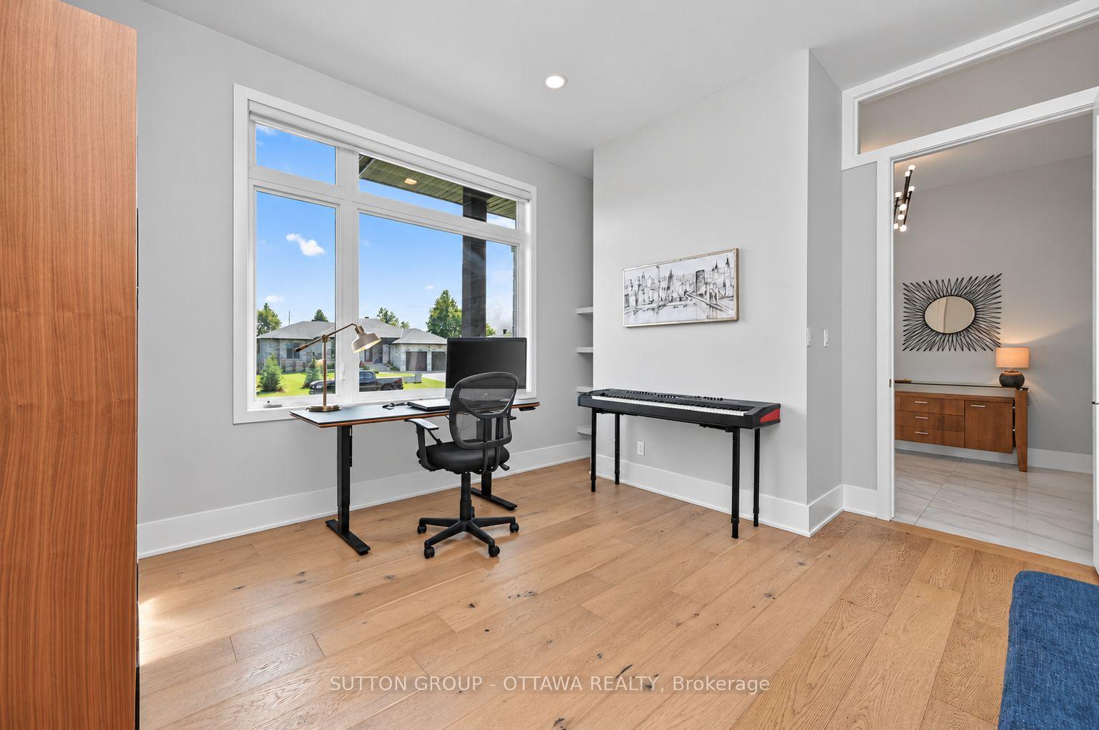 Photo 16 of 7095 Still Meadow Way, Ottawa, Greely — HOMEH
