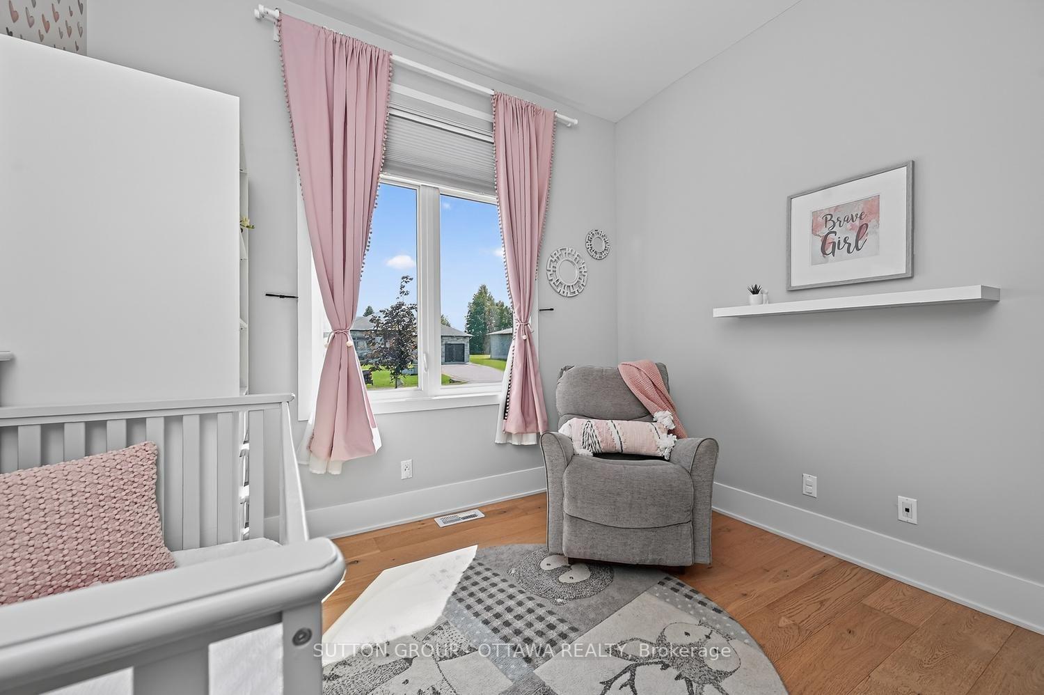 Photo 26 of 7095 Still Meadow Way, Ottawa, Greely — HOMEH