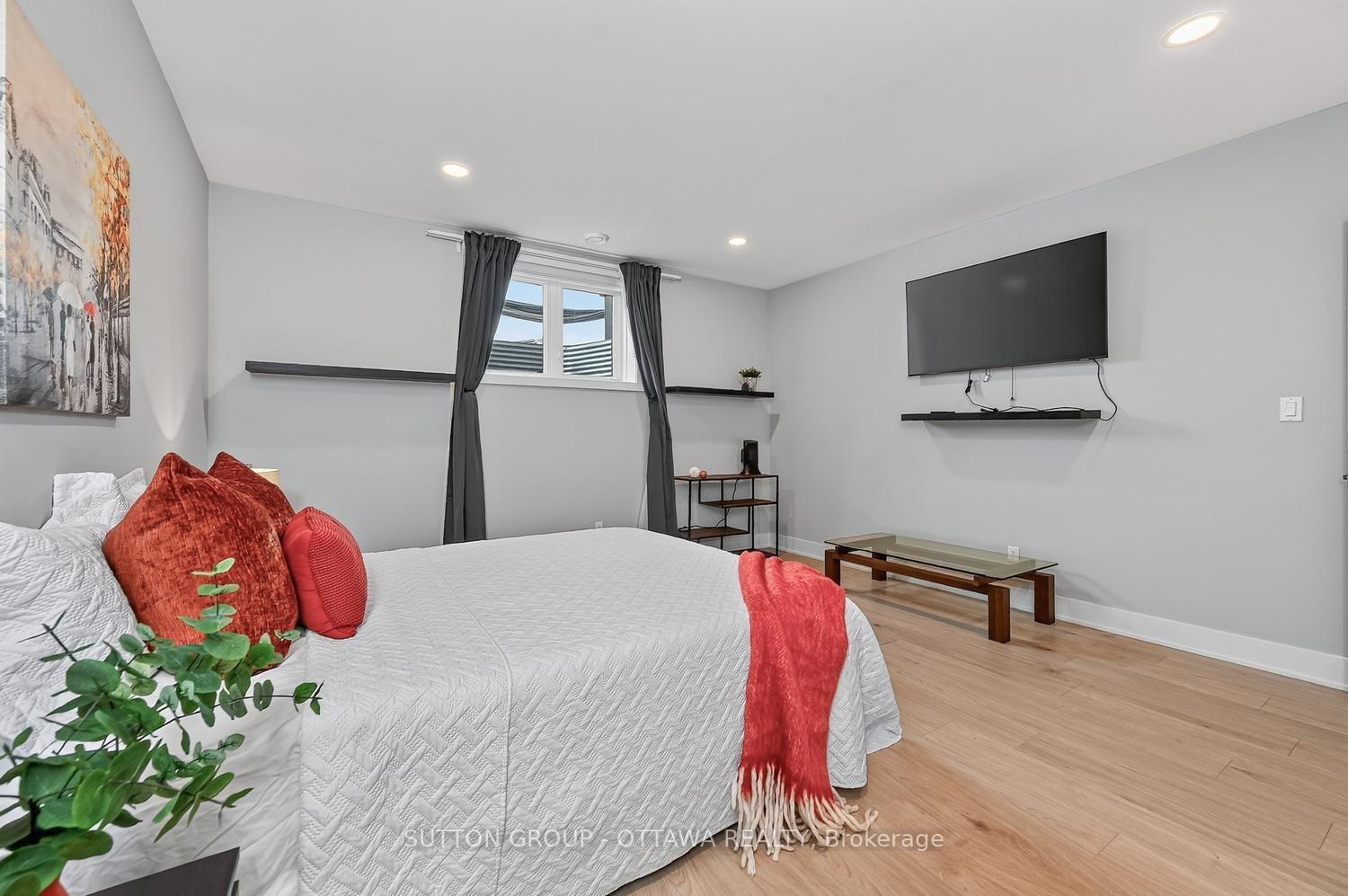 Photo 43 of 7095 Still Meadow Way, Ottawa, Greely — HOMEH
