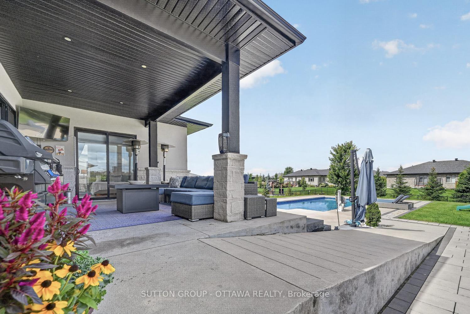 Photo 45 of 7095 Still Meadow Way, Ottawa, Greely — HOMEH