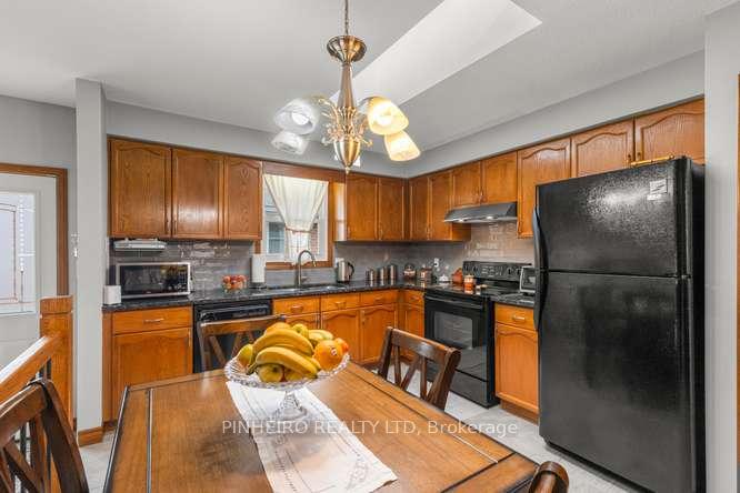 Photo 13 of 63 Condor Court, London, East P — HOMEH