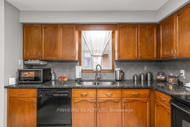 Photo 14 of 63 Condor Court, London, East P — HOMEH