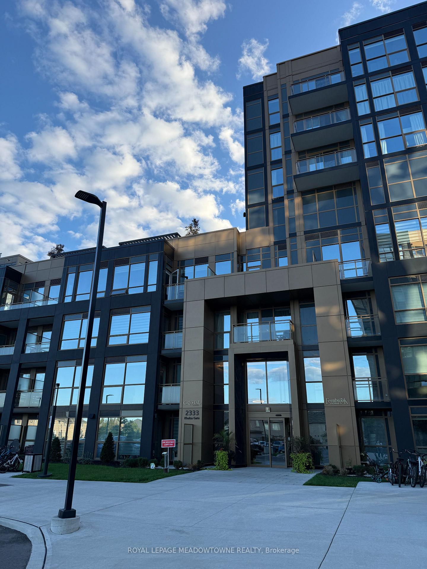 Photo 1 of Unit 613, 2333 Khalsa Gate, Oakville, Westmount — HOMEH