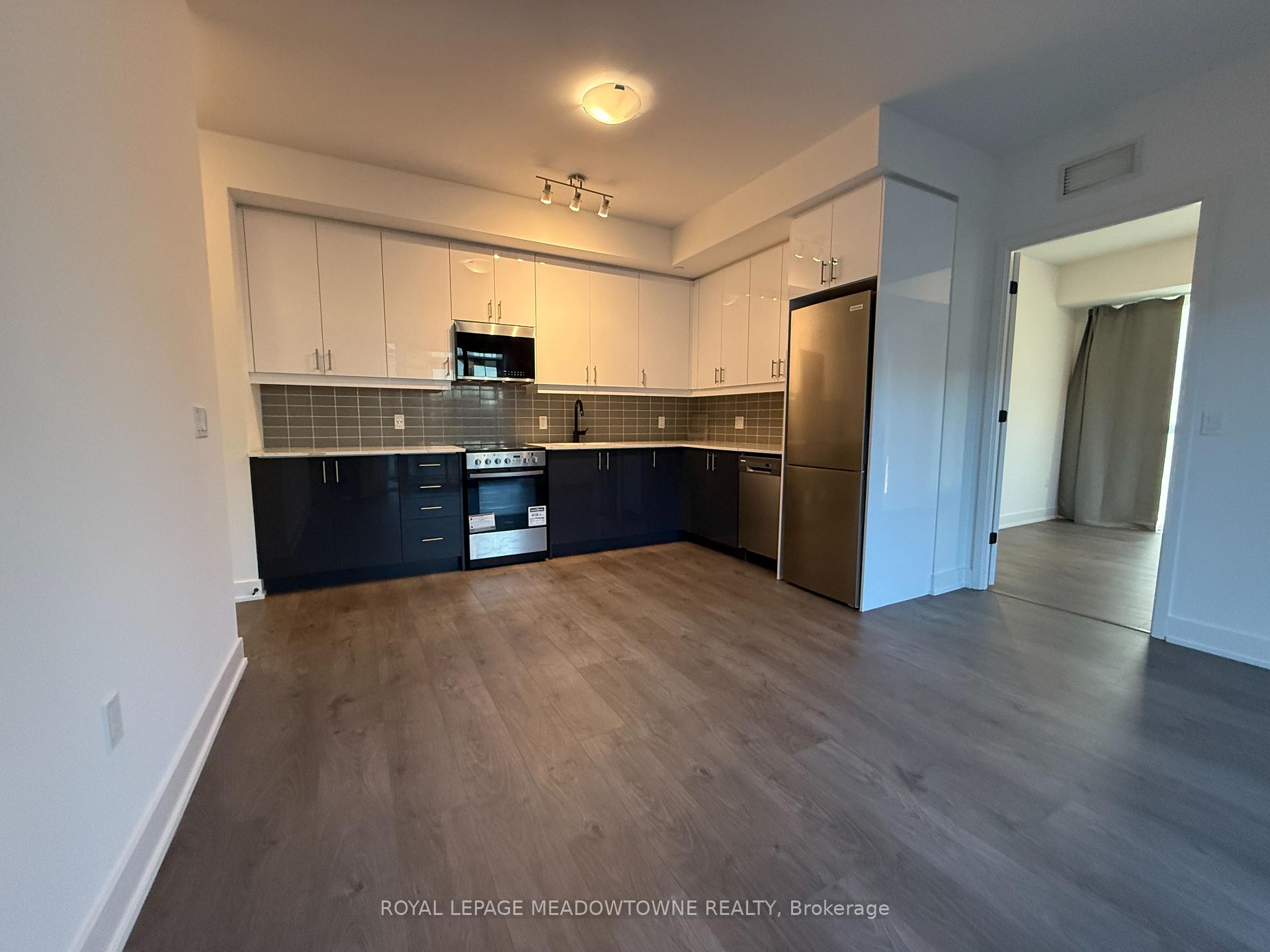 Photo 9 of Unit 613, 2333 Khalsa Gate, Oakville, Westmount — HOMEH