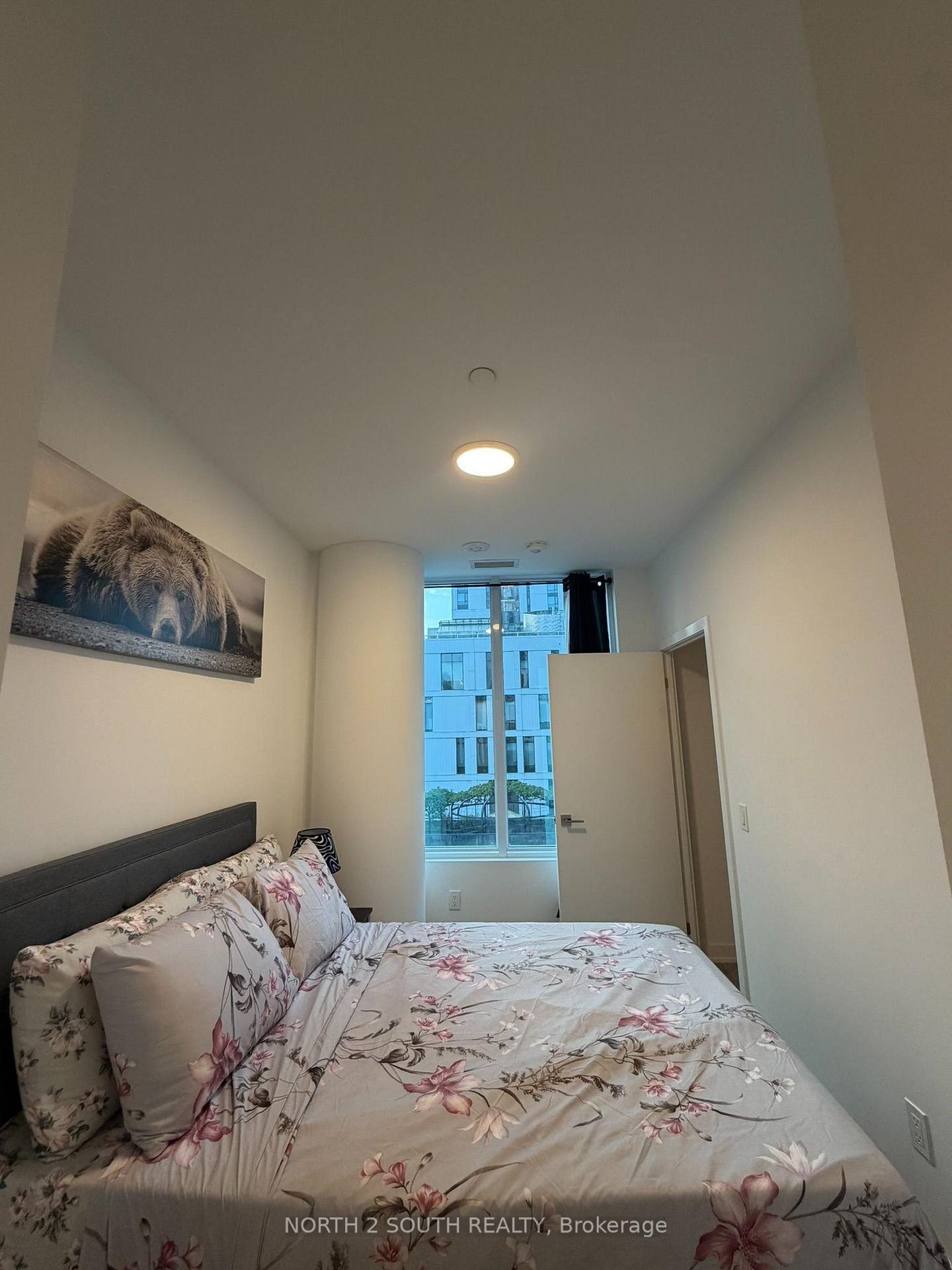 Photo 10 of Unit 803, 252 Church Street, Toronto, Church-Yonge Corridor — HOMEH