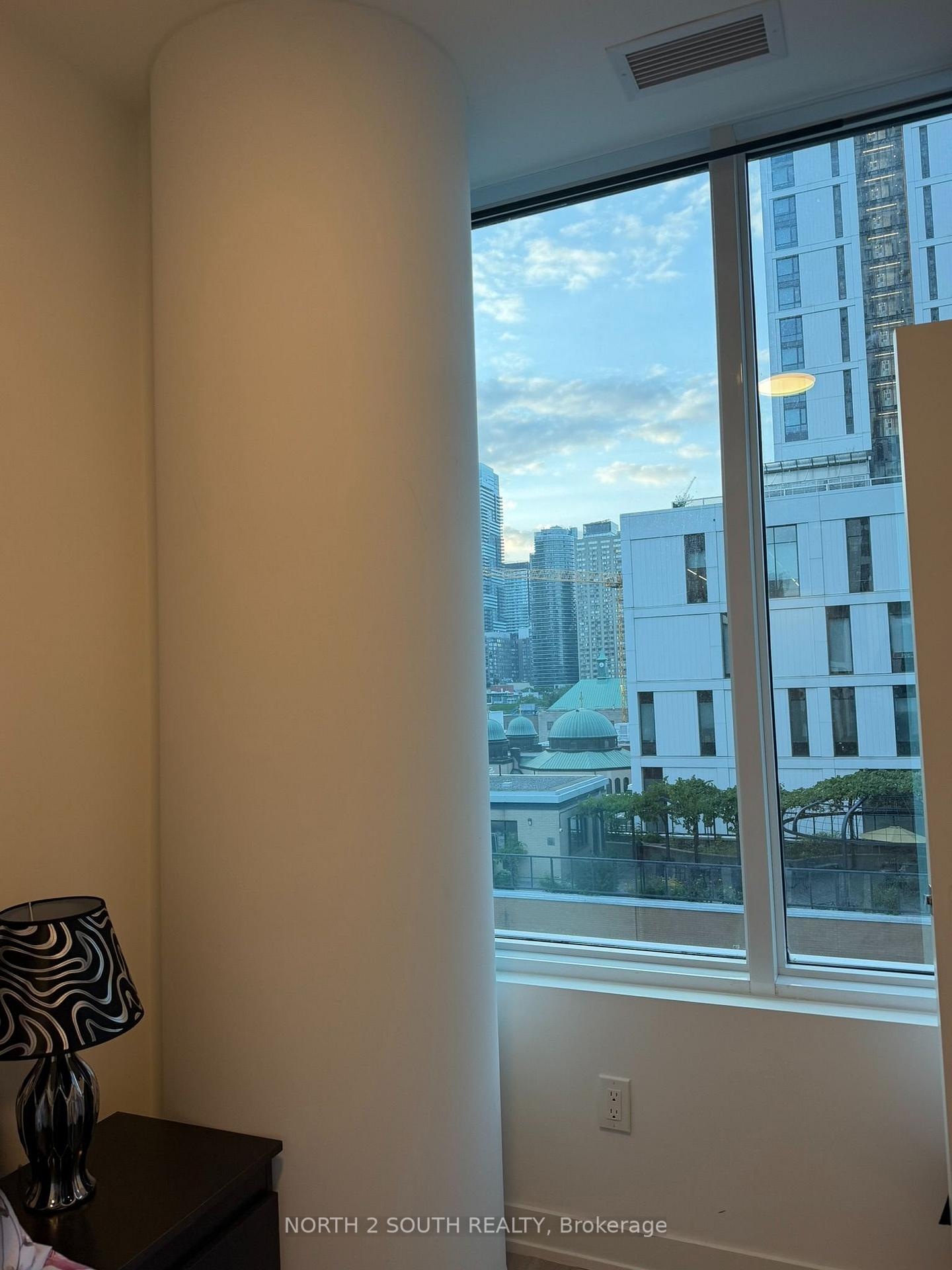 Photo 14 of Unit 803, 252 Church Street, Toronto, Church-Yonge Corridor — HOMEH