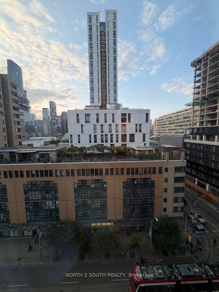 Photo 15 of Unit 803, 252 Church Street, Toronto, Church-Yonge Corridor — HOMEH