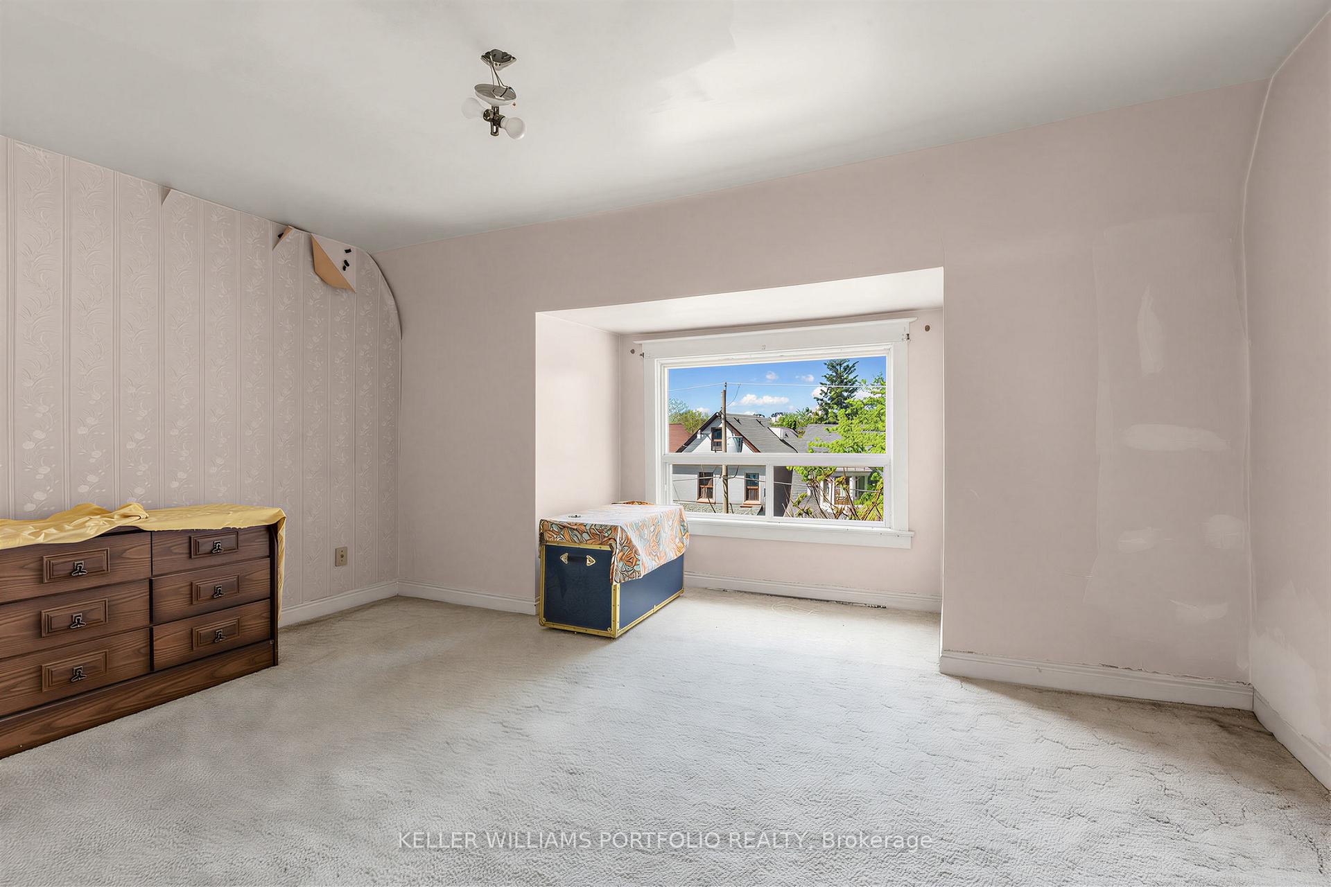 Photo 8 of 207 Symington Avenue, Toronto, Dovercourt-Wallace Emerson-Junction — HOMEH
