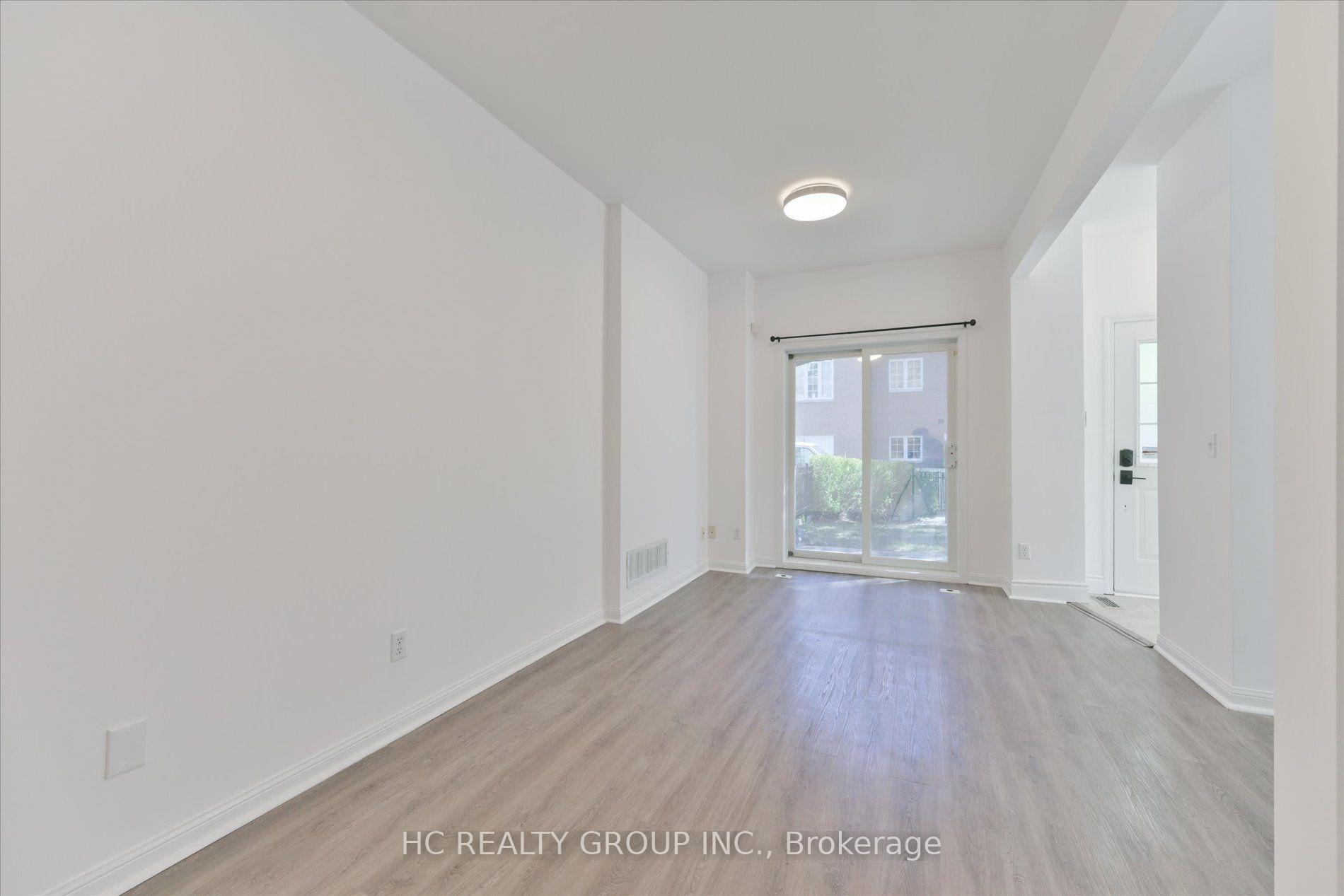 Photo 6 of Unit 6, 5 St Moritz Way, Markham, Unionville — HOMEH