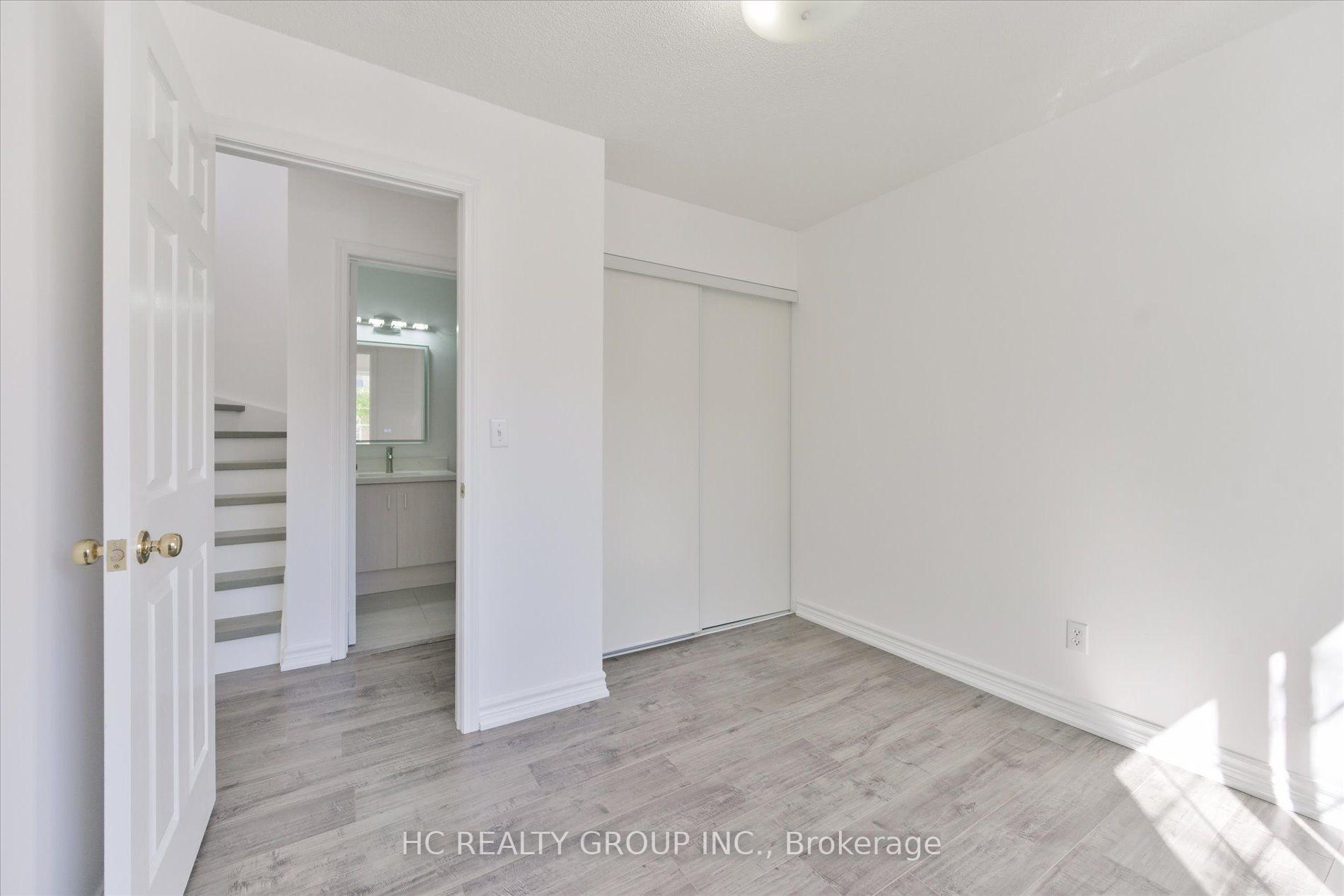 Photo 24 of Unit 6, 5 St Moritz Way, Markham, Unionville — HOMEH