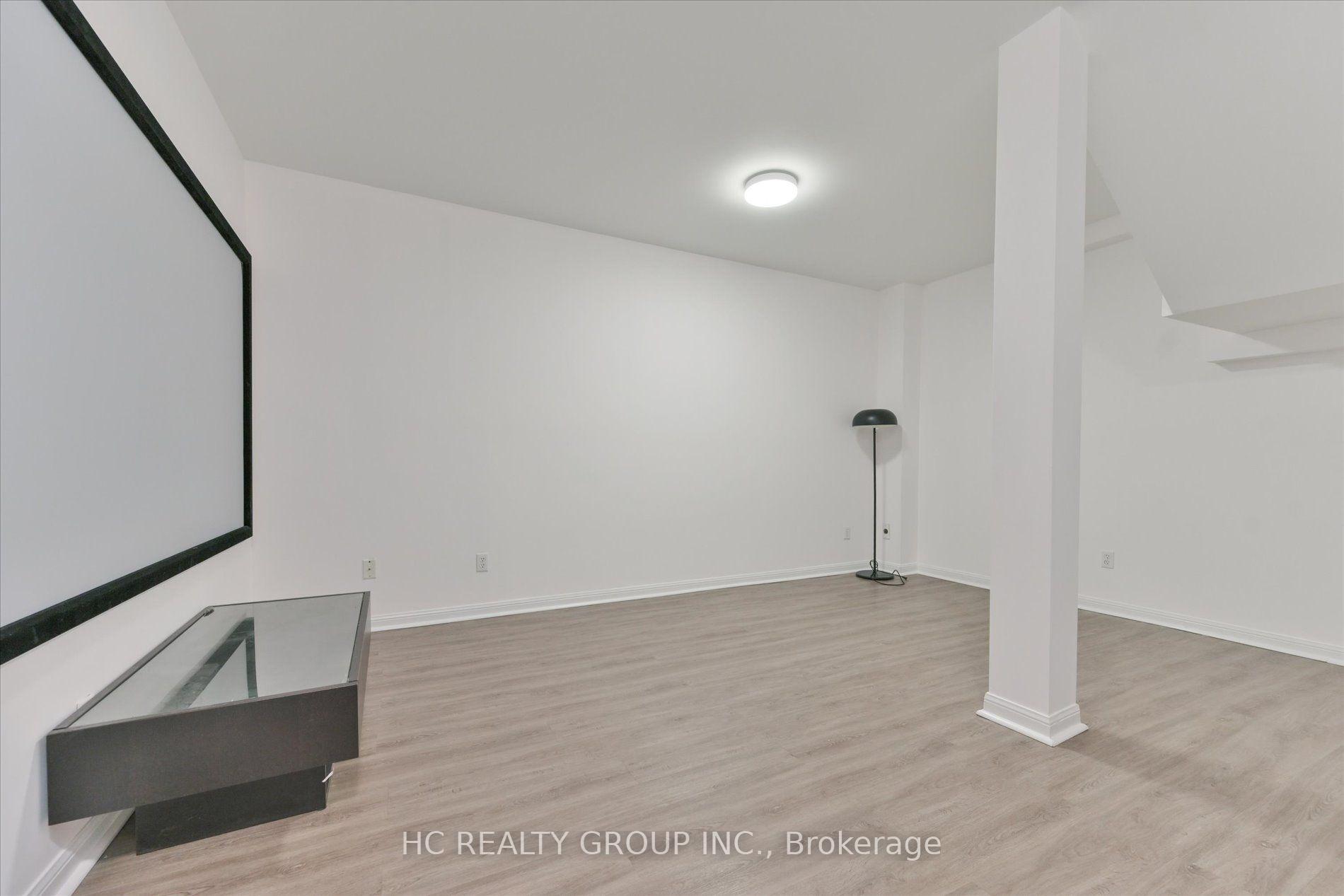 Photo 34 of Unit 6, 5 St Moritz Way, Markham, Unionville — HOMEH