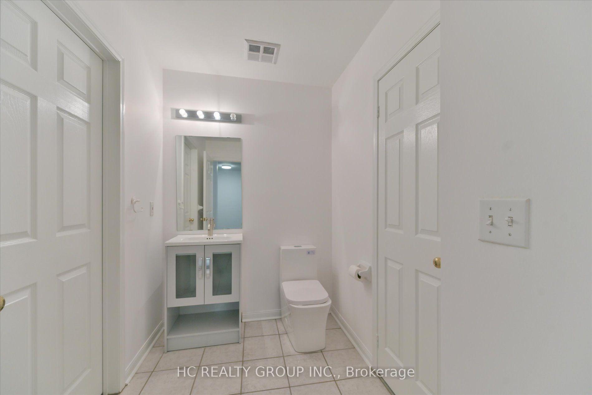 Photo 37 of Unit 6, 5 St Moritz Way, Markham, Unionville — HOMEH