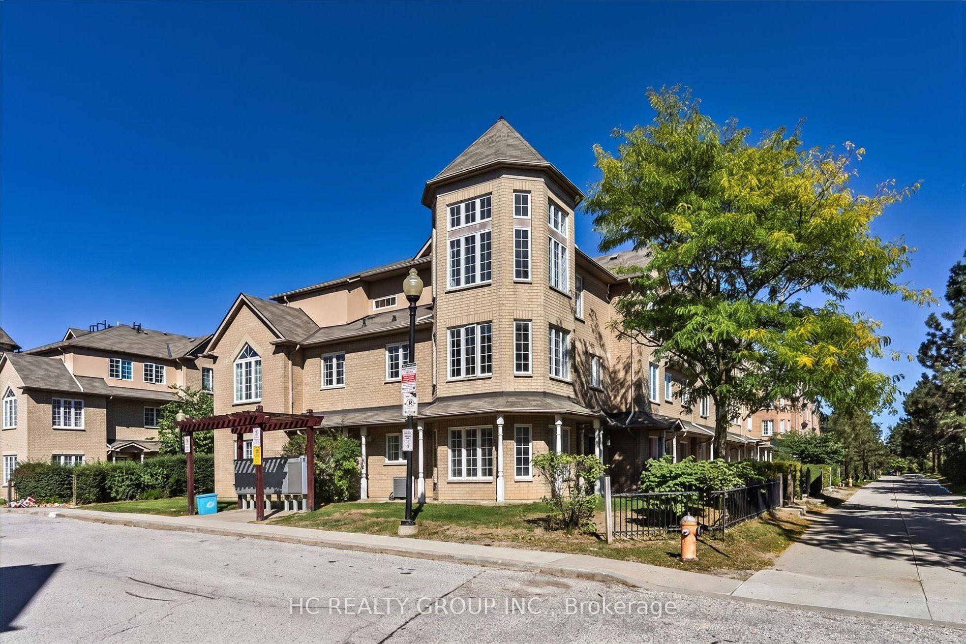 Photo 3 of Unit 6, 5 St Moritz Way, Markham, Unionville — HOMEH