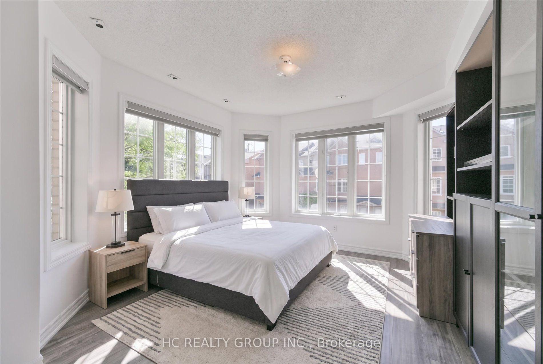Photo 23 of Unit 6, 5 St Moritz Way, Markham, Unionville — HOMEH