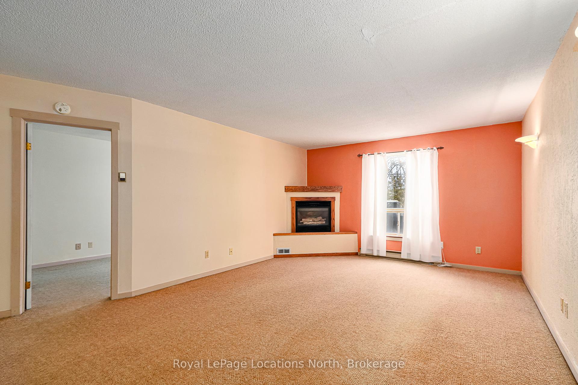 Photo 7 of Unit 1, 891 River Road W, Wasaga Beach — HOMEH