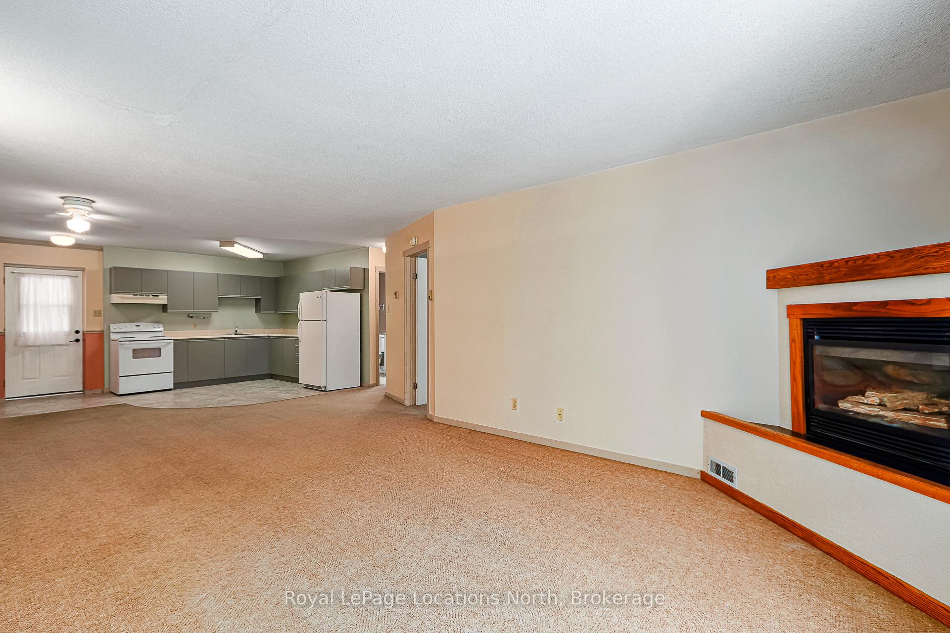 Photo 8 of Unit 1, 891 River Road W, Wasaga Beach — HOMEH