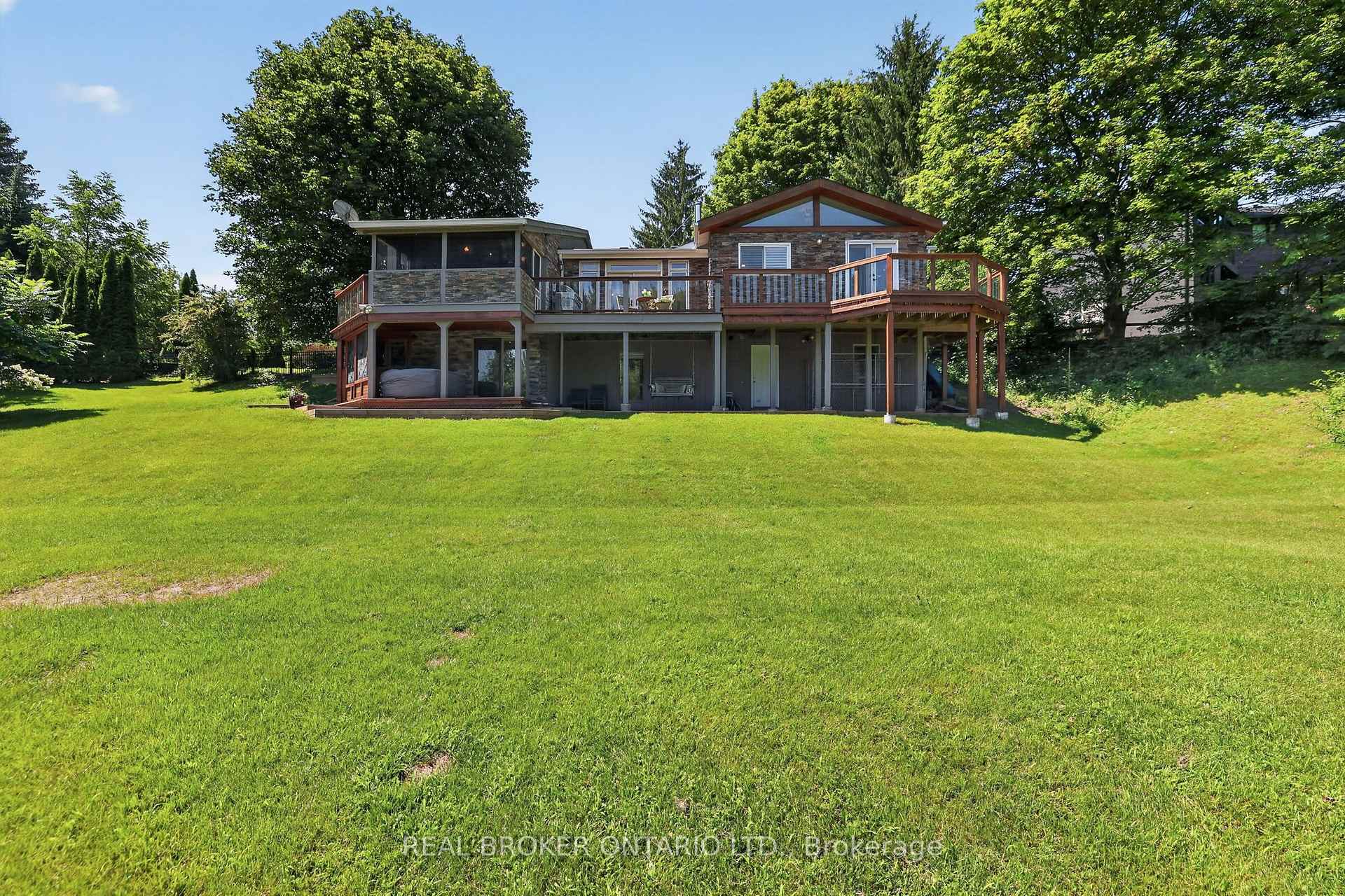 Photo 36 of 20417 Centre Street, East Gwillimbury, Mt Albert — HOMEH