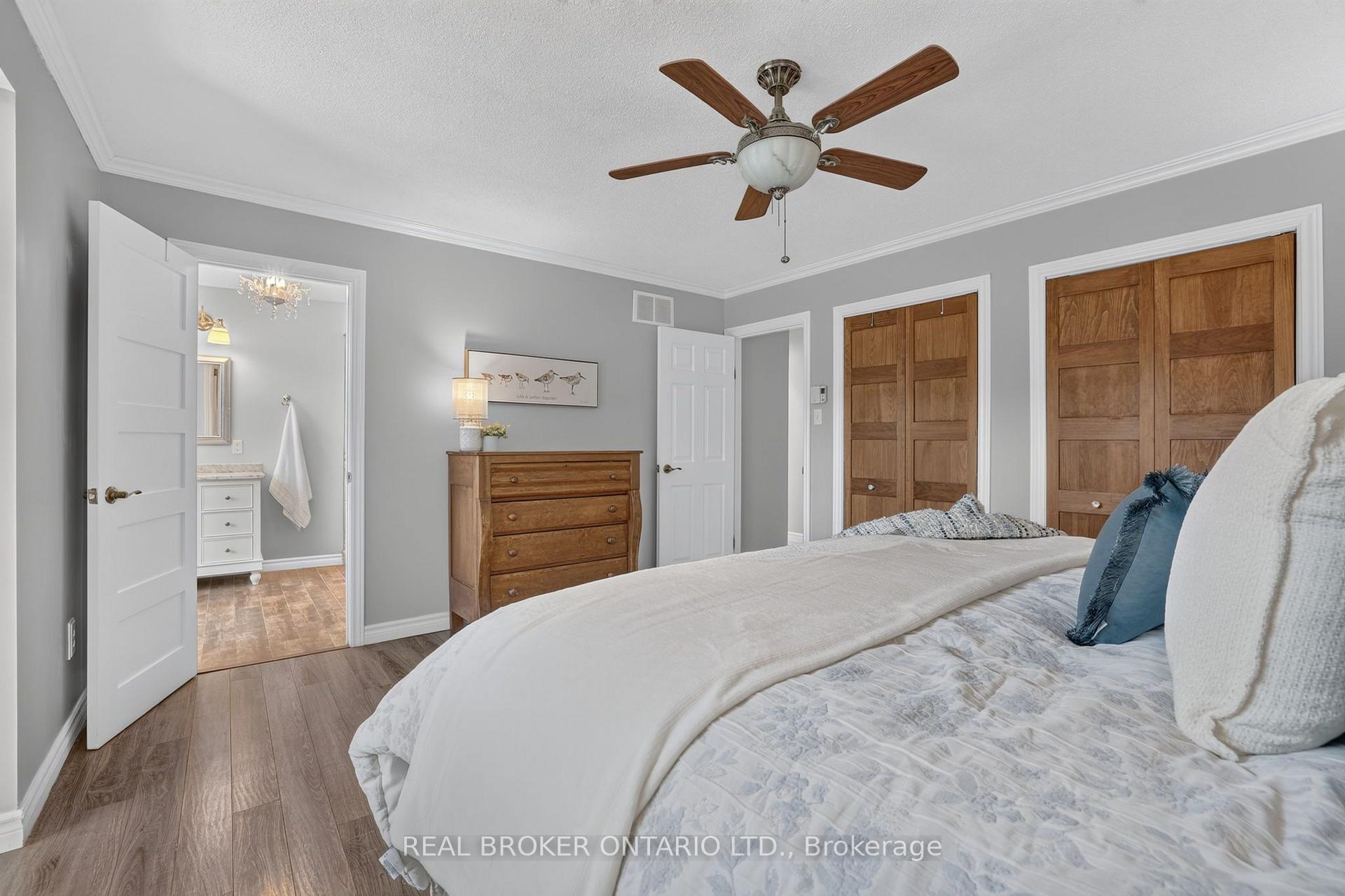 Photo 21 of 20417 Centre Street, East Gwillimbury, Mt Albert — HOMEH