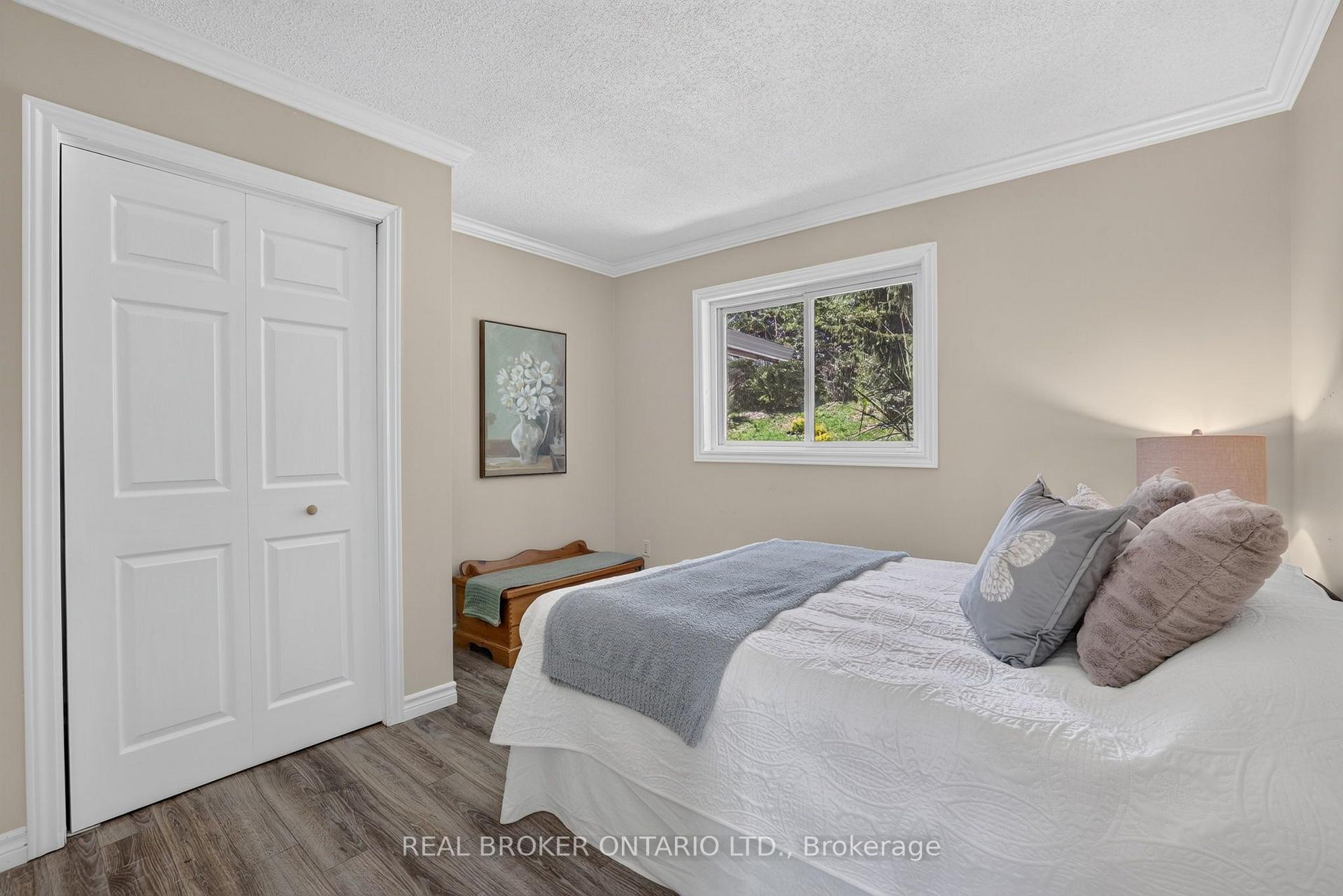 Photo 26 of 20417 Centre Street, East Gwillimbury, Mt Albert — HOMEH