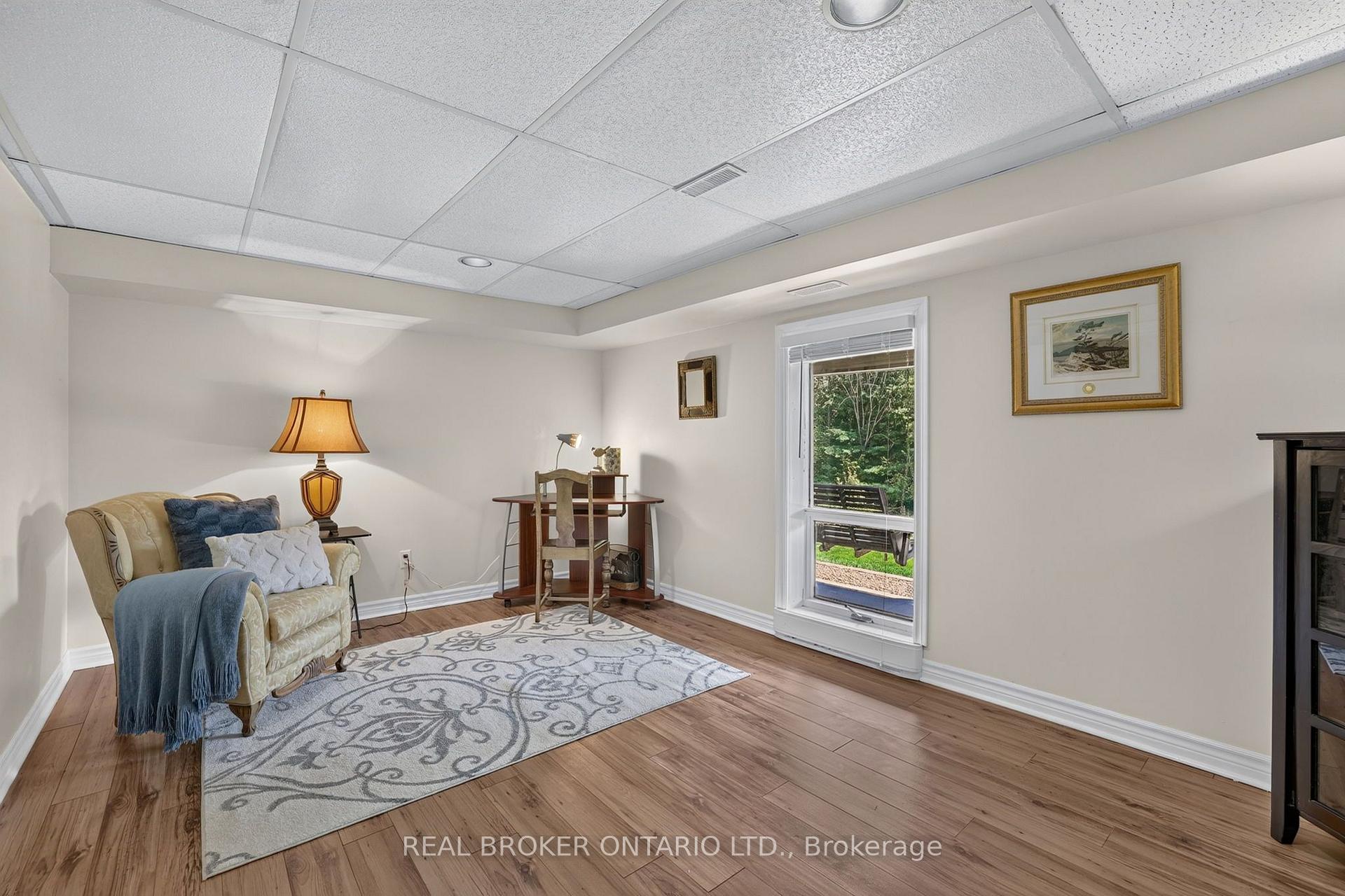 Photo 33 of 20417 Centre Street, East Gwillimbury, Mt Albert — HOMEH