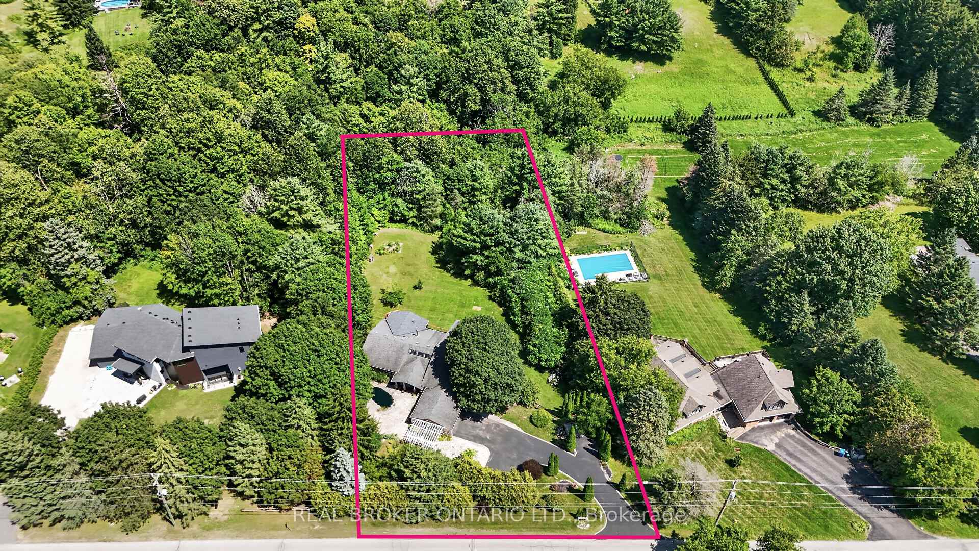Photo 46 of 20417 Centre Street, East Gwillimbury, Mt Albert — HOMEH