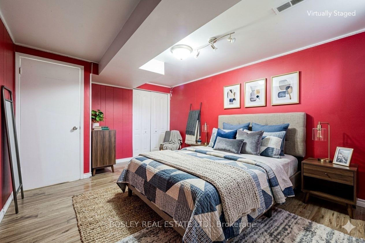Photo 42 of 46 Austen Lane, Barrie, Letitia Heights — HOMEH