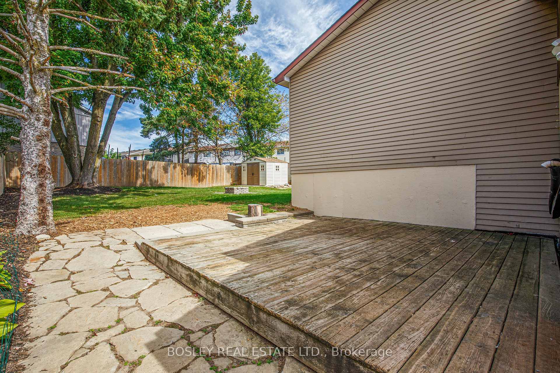 Photo 66 of 46 Austen Lane, Barrie, Letitia Heights — HOMEH