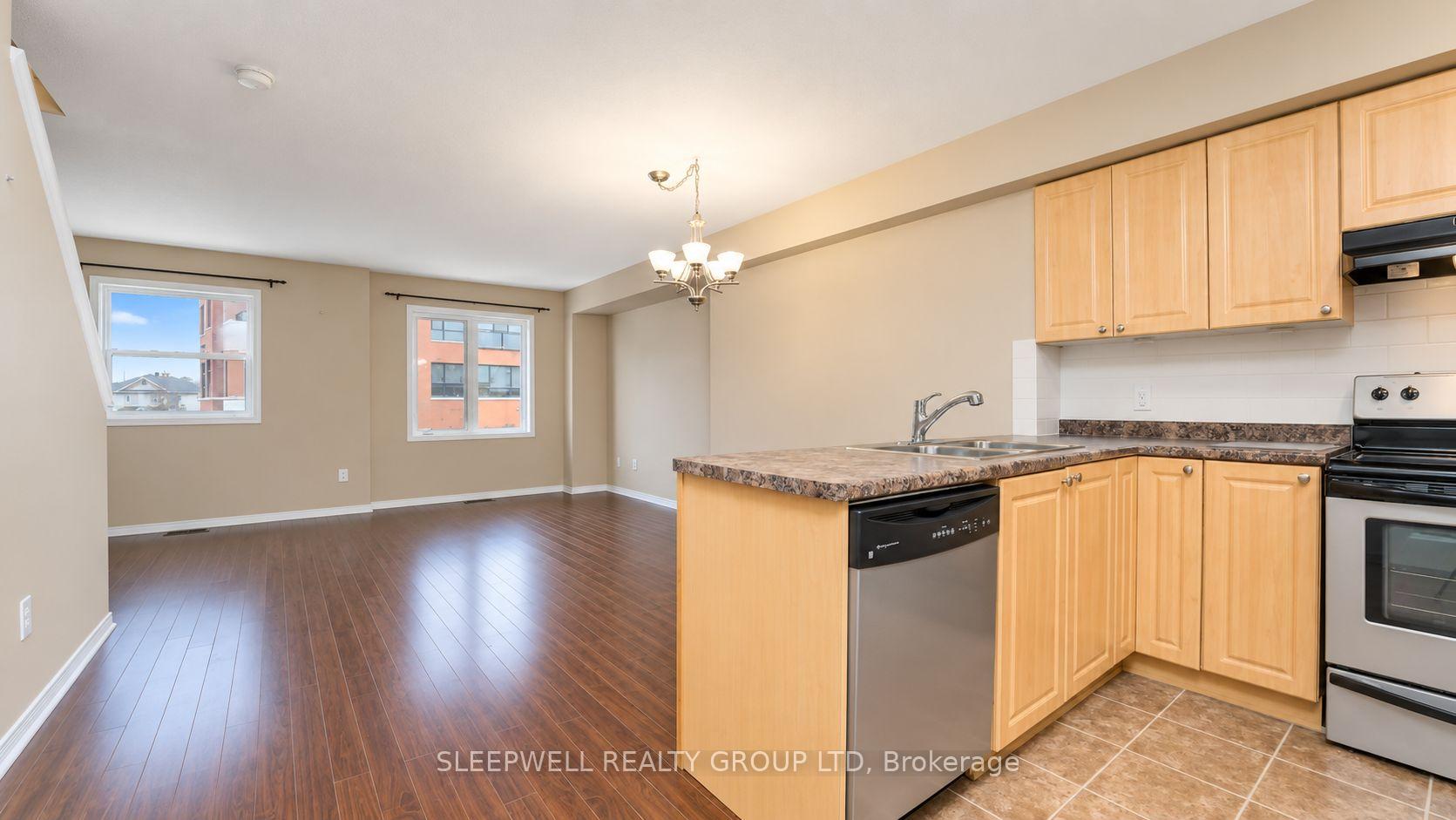 Photo 3 of 231 Kennevale Drive, Ottawa, Barrhaven - Cedargrove/Fraserdale — HOMEH