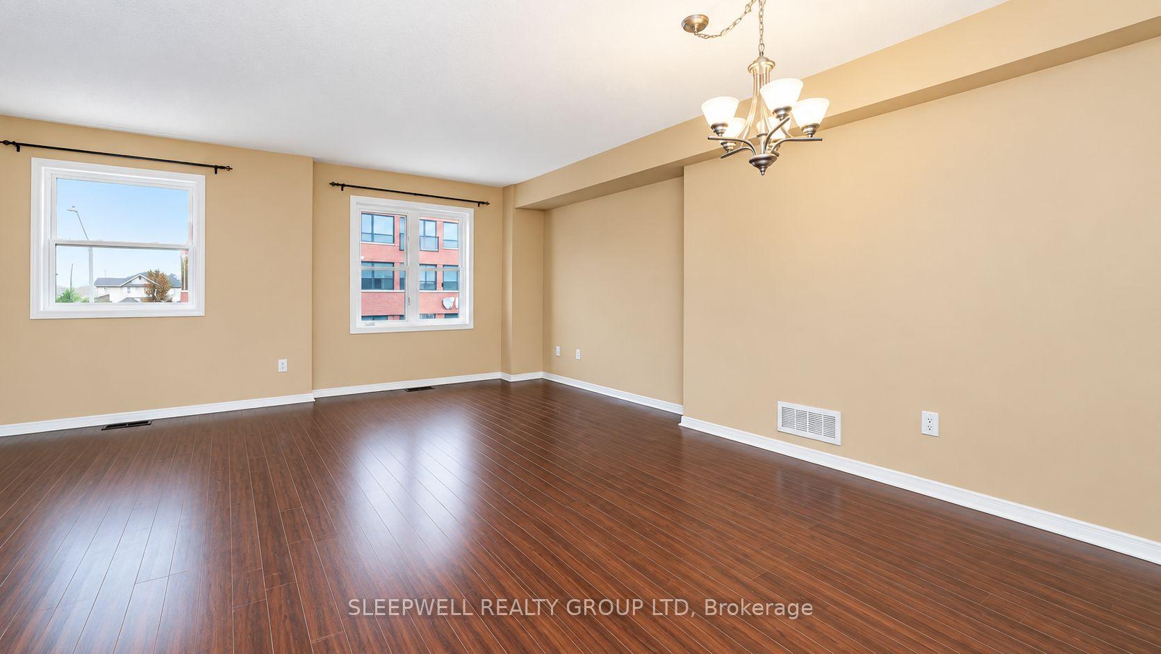 Photo 7 of 231 Kennevale Drive, Ottawa, Barrhaven - Cedargrove/Fraserdale — HOMEH