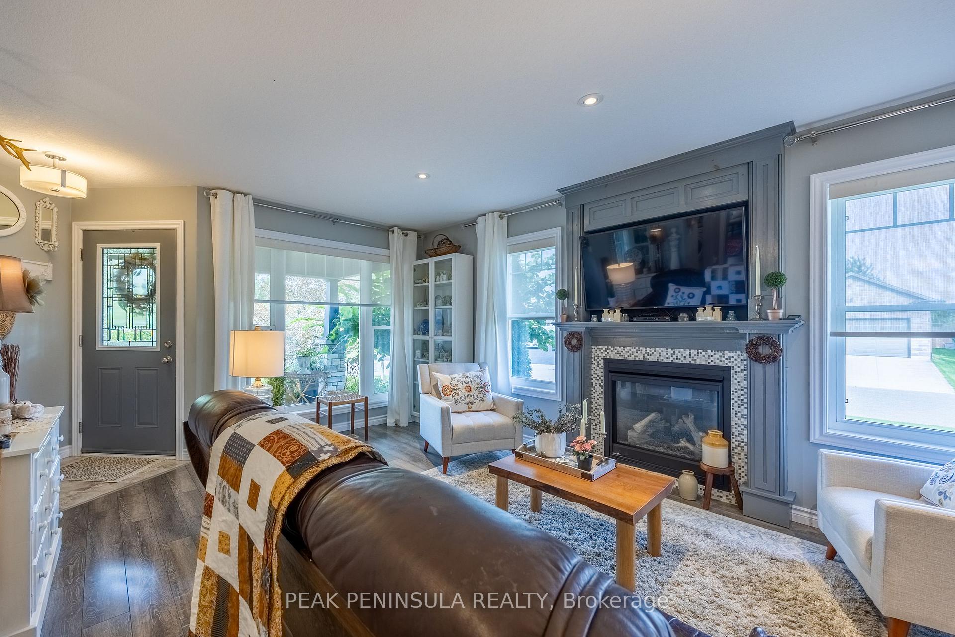 Photo 4 of 55 Backus Drive, Norfolk, Port Rowan — HOMEH