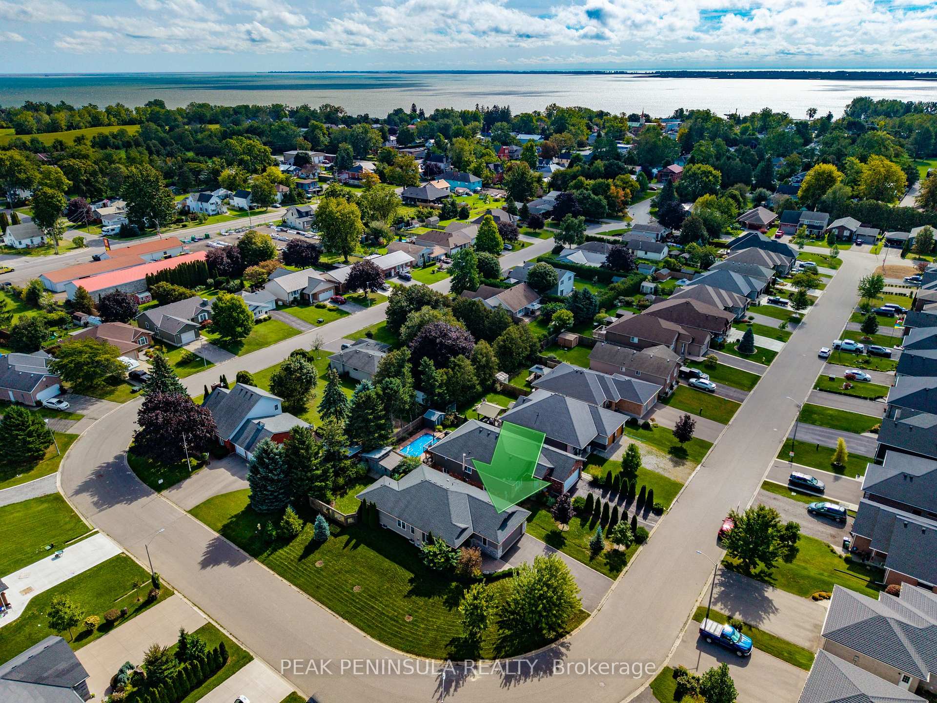 Photo 35 of 55 Backus Drive, Norfolk, Port Rowan — HOMEH