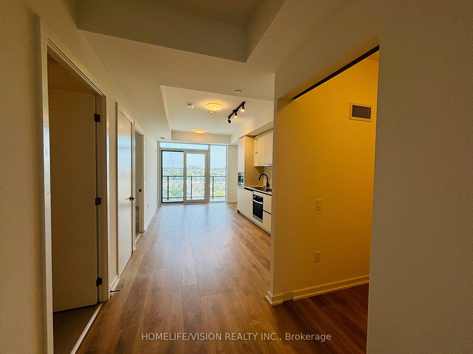 Photo 4 of Unit 1608, 10 Graphophone Grove, Toronto, Dovercourt-Wallace Emerson-Junction — HOMEH