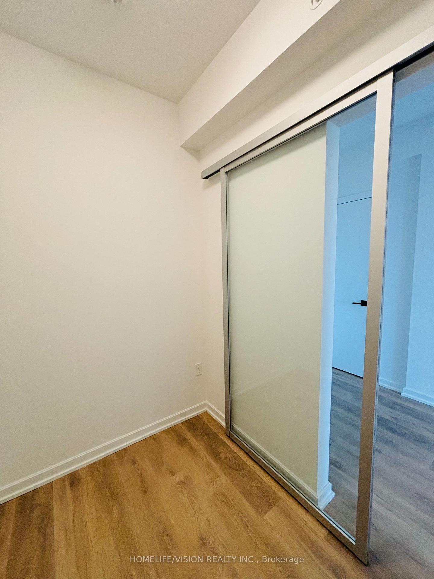 Photo 12 of Unit 1608, 10 Graphophone Grove, Toronto, Dovercourt-Wallace Emerson-Junction — HOMEH