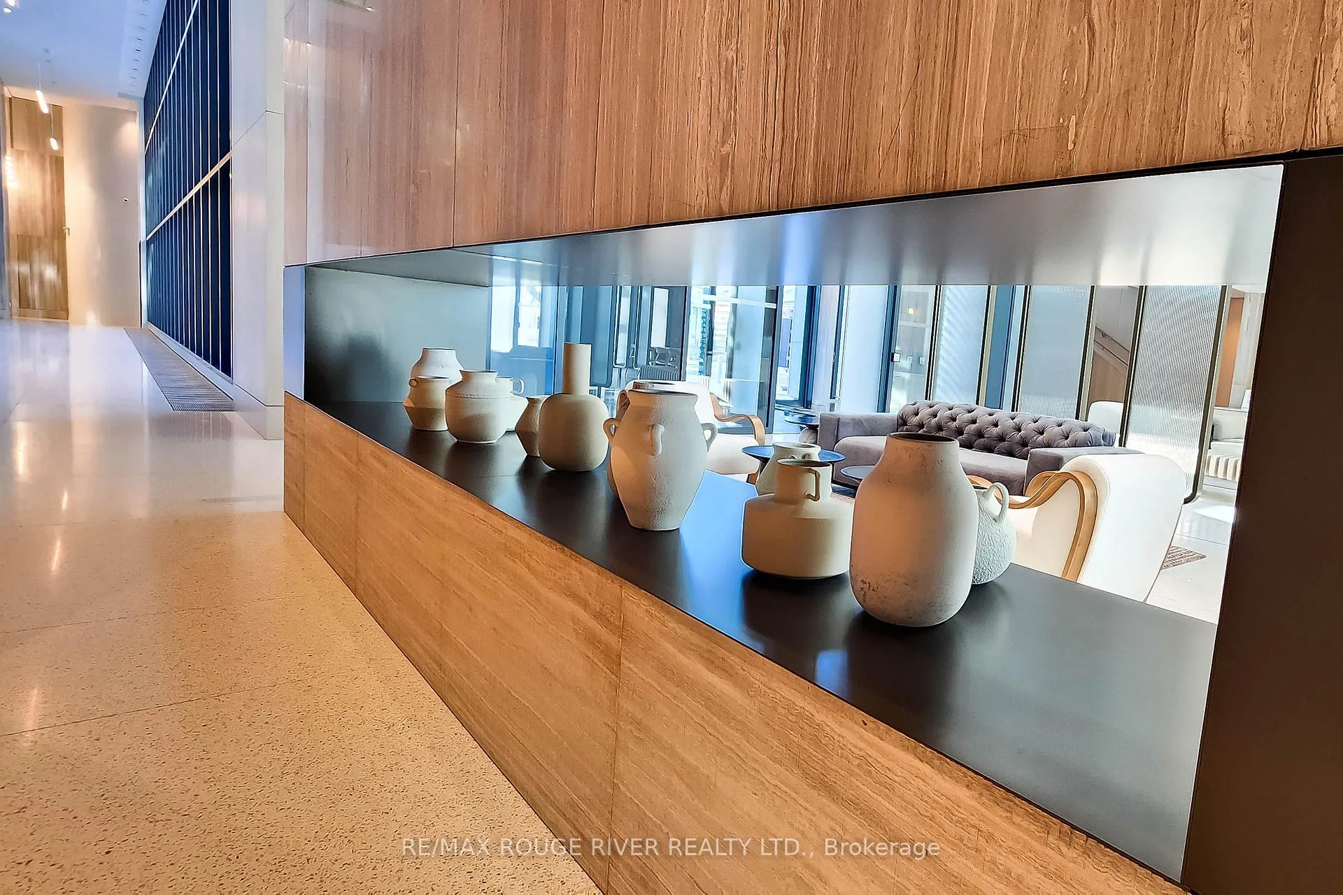Photo 6 of Unit 4003, 225 Commerce Street, Vaughan, Vaughan Corporate Centre — HOMEH