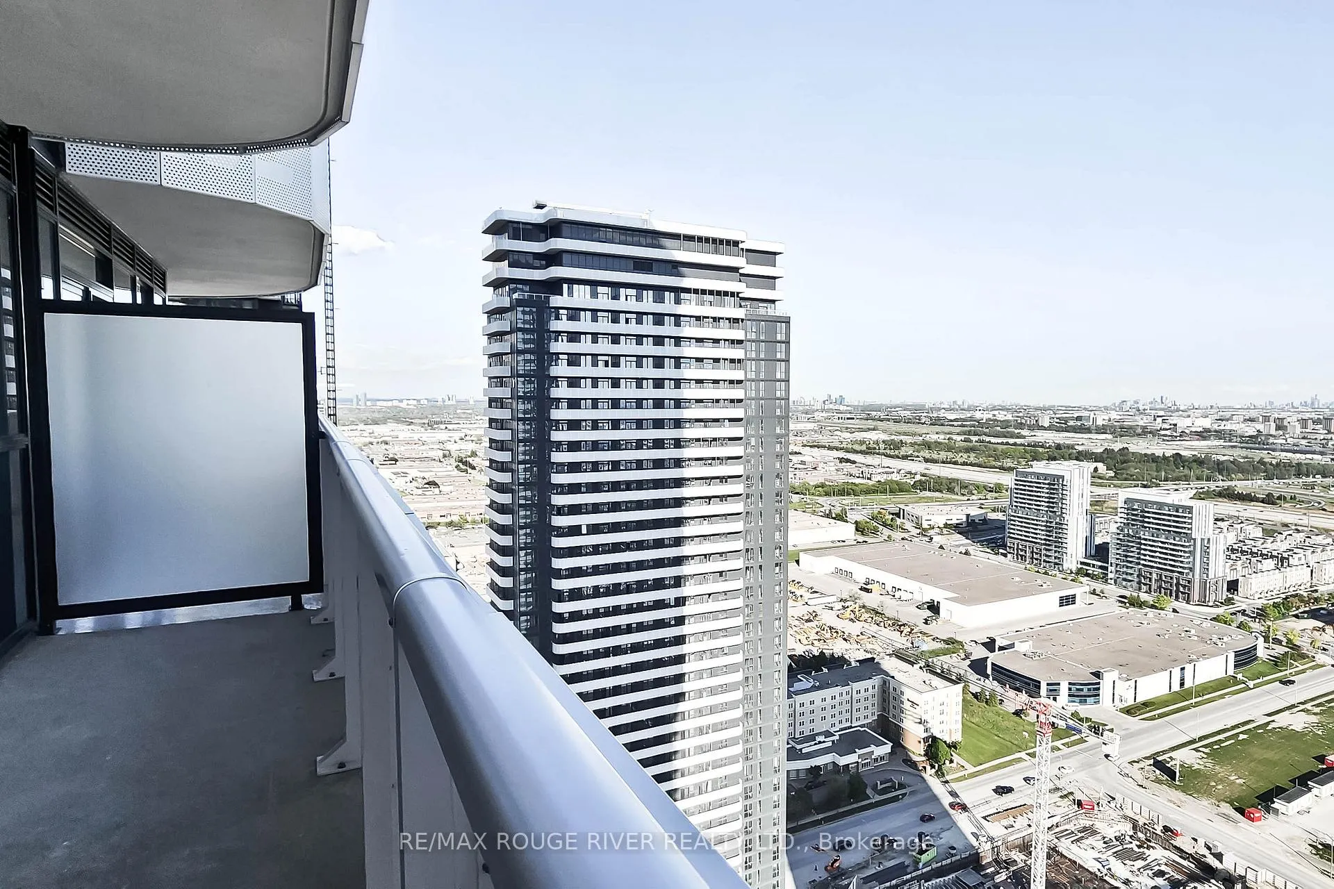 Photo 23 of Unit 4003, 225 Commerce Street, Vaughan, Vaughan Corporate Centre — HOMEH