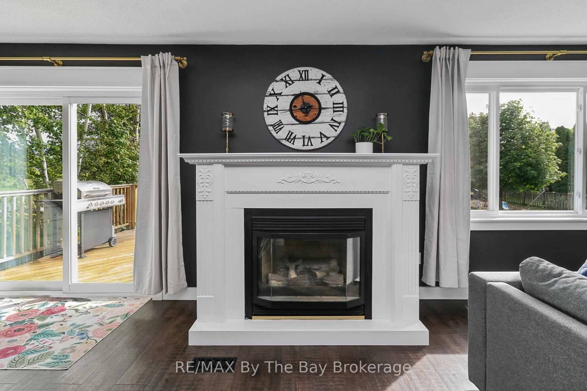 Photo 18 of 2 Red Oak Drive, Wasaga Beach — HOMEH