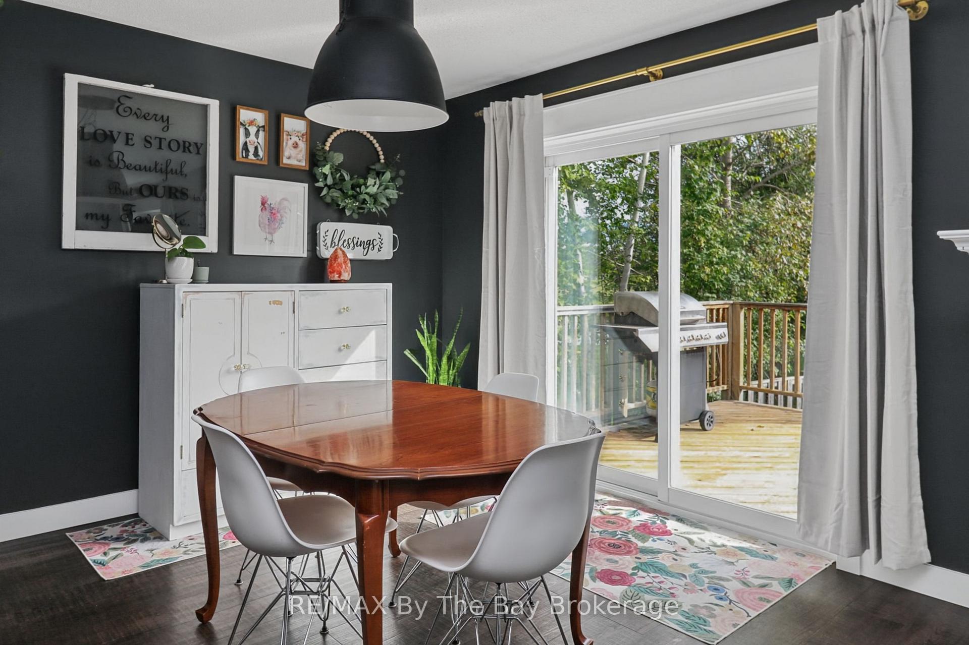 Photo 25 of 2 Red Oak Drive, Wasaga Beach — HOMEH