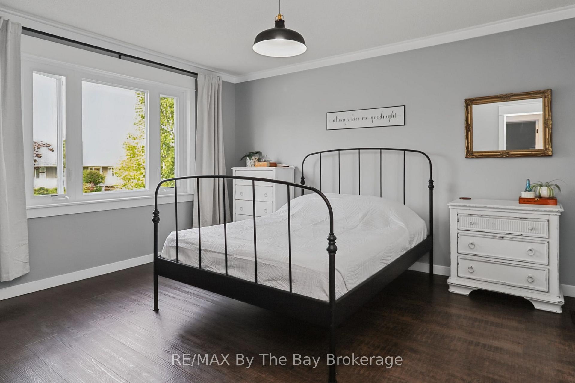 Photo 30 of 2 Red Oak Drive, Wasaga Beach — HOMEH