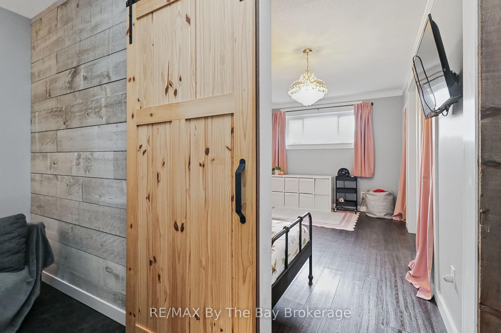 Photo 38 of 2 Red Oak Drive, Wasaga Beach — HOMEH