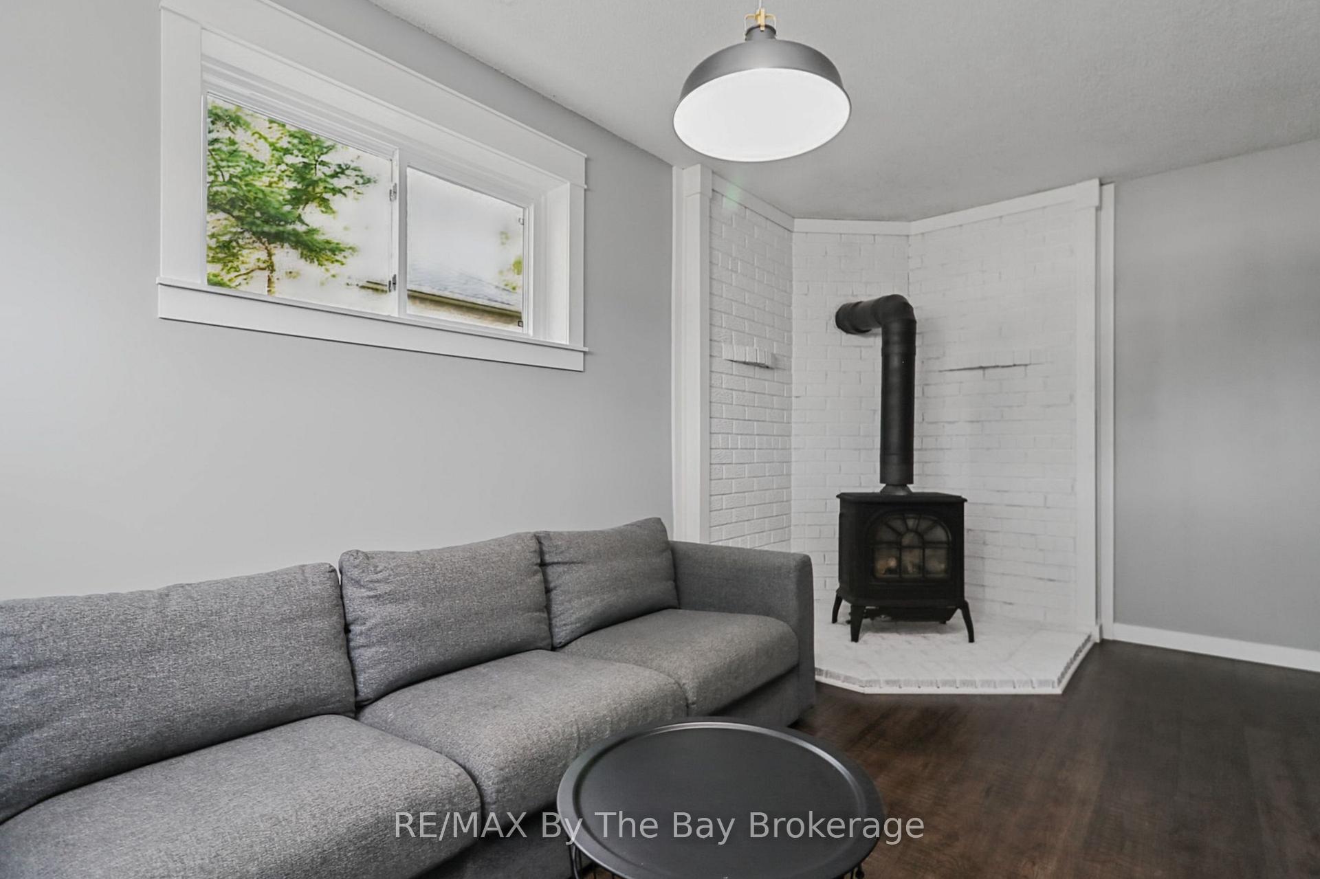 Photo 43 of 2 Red Oak Drive, Wasaga Beach — HOMEH