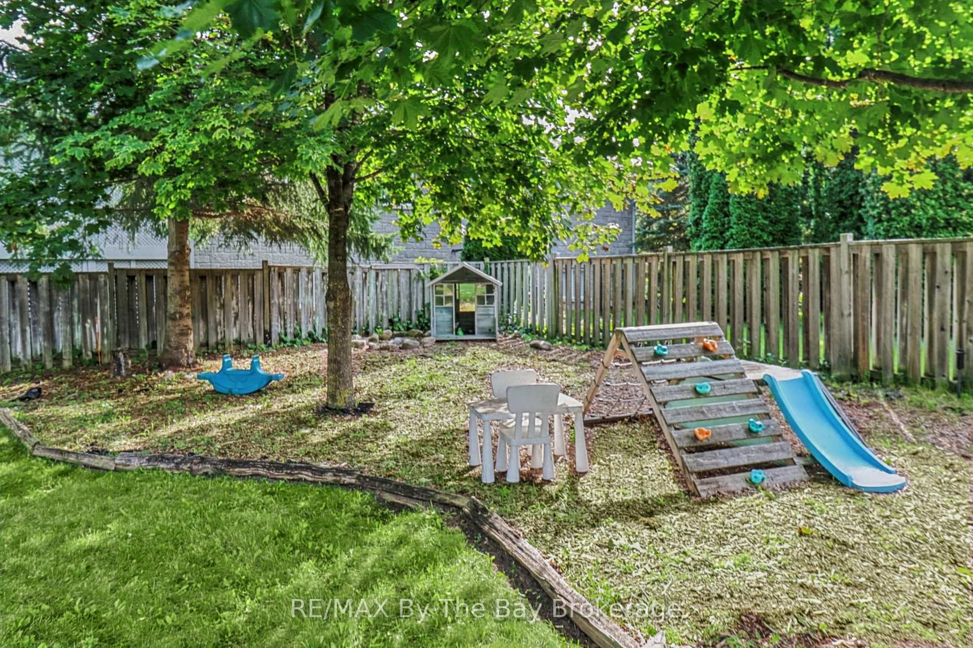 Photo 50 of 2 Red Oak Drive, Wasaga Beach — HOMEH