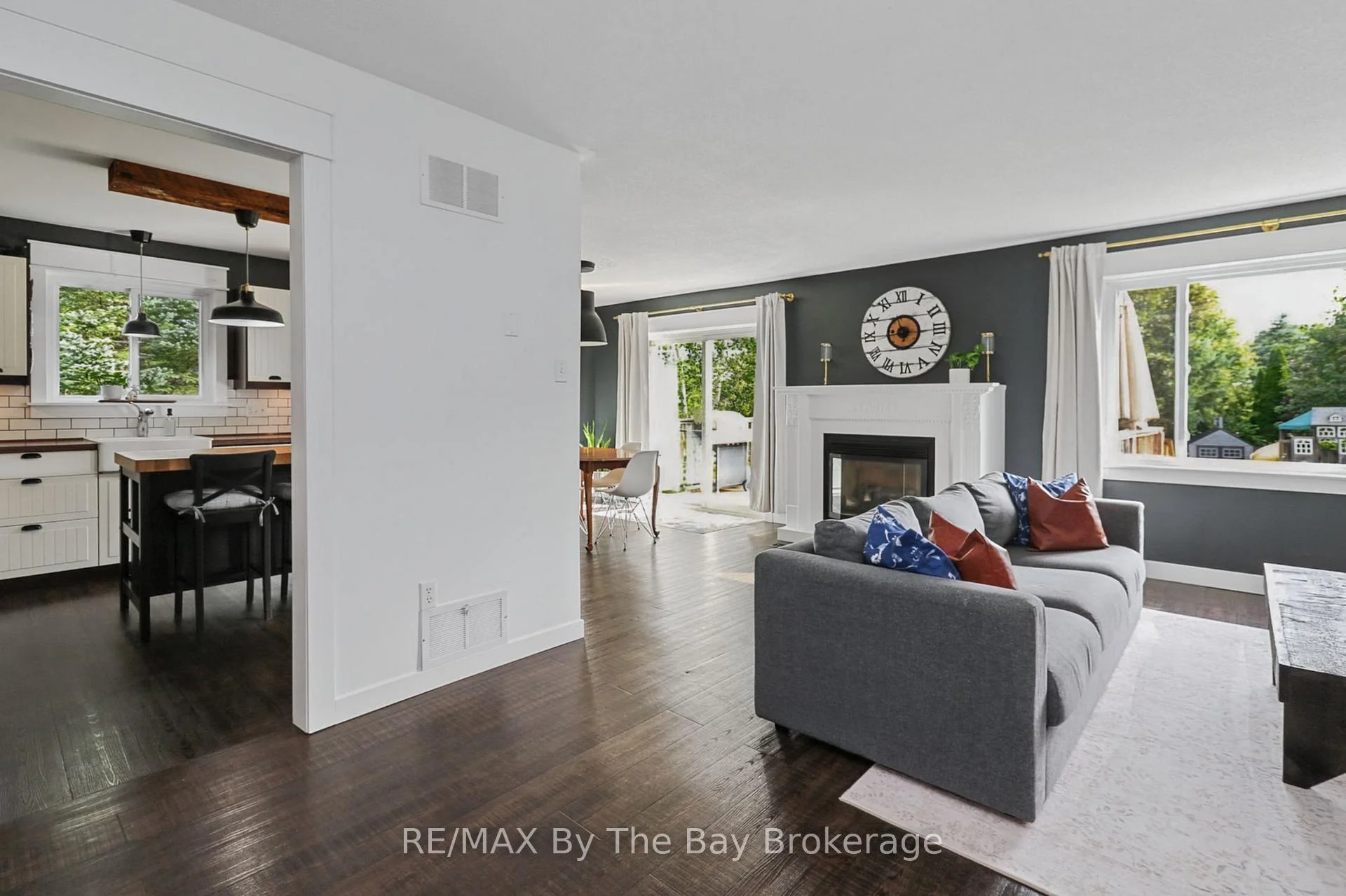 Photo 15 of 2 Red Oak Drive, Wasaga Beach — HOMEH